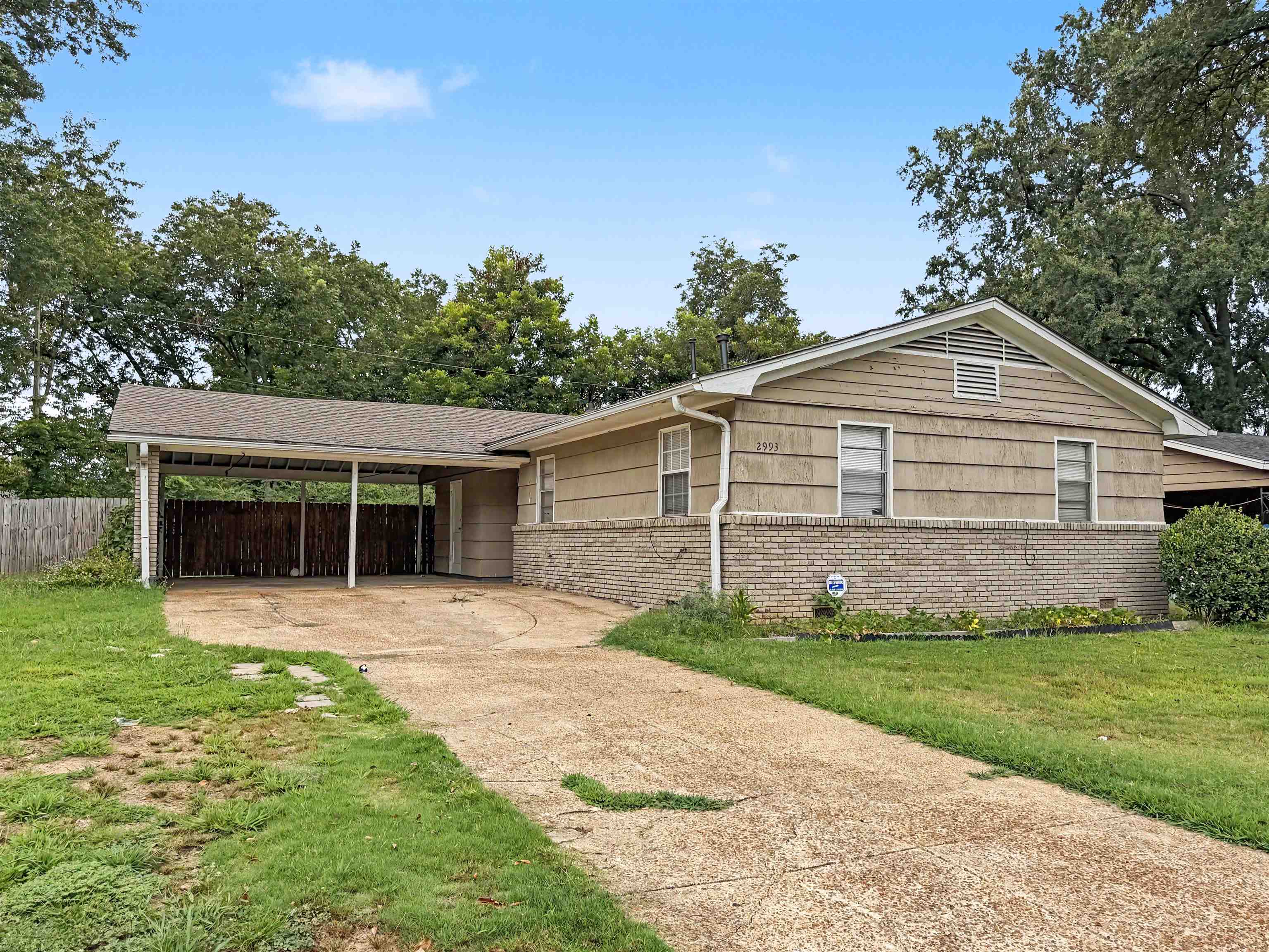 2993 S PERKINS RD Property Photo 1