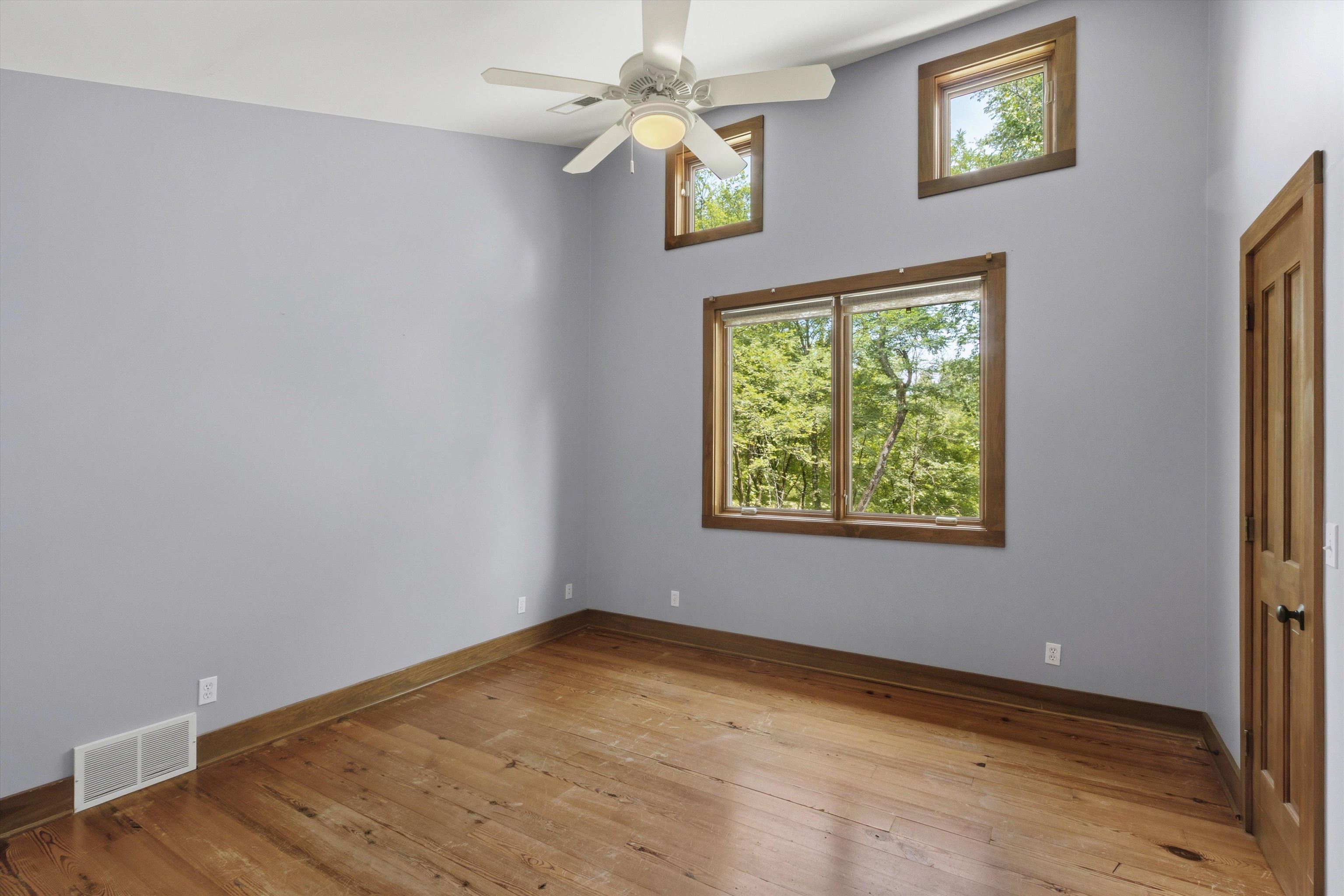 12368 Macon Rd Property Photo 24