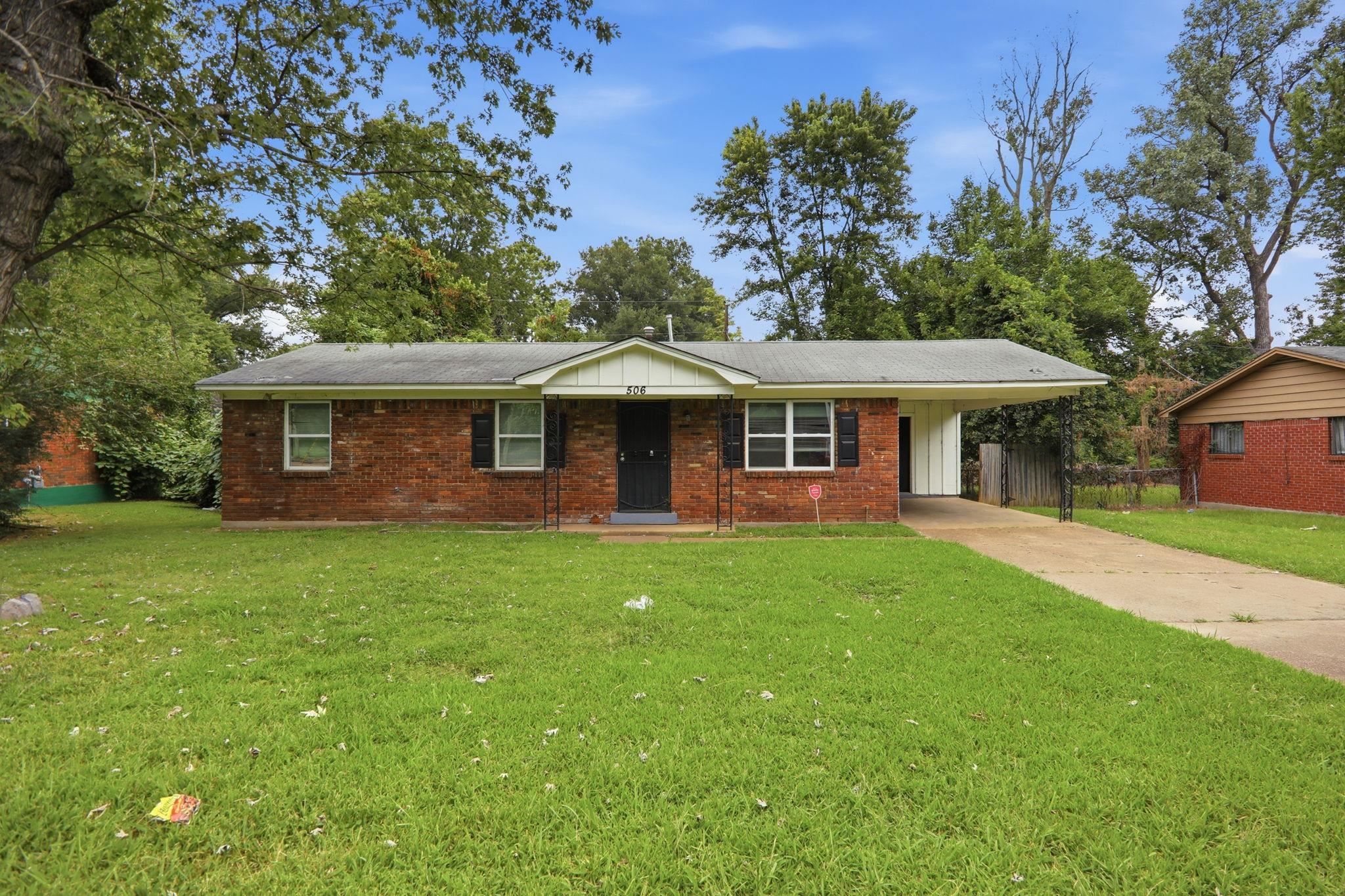 506 E SHELBY DR Property Photo 1