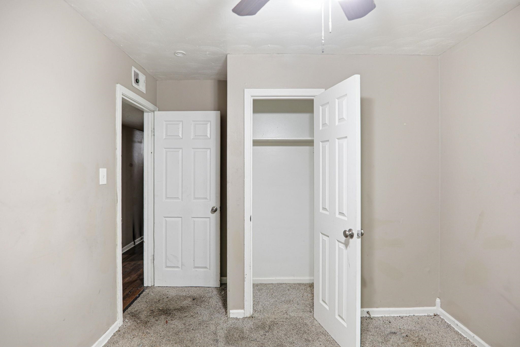 506 E Shelby Dr Property Photo 6