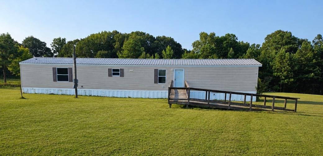 2360 Hickory Valley Rd Property Photo 1