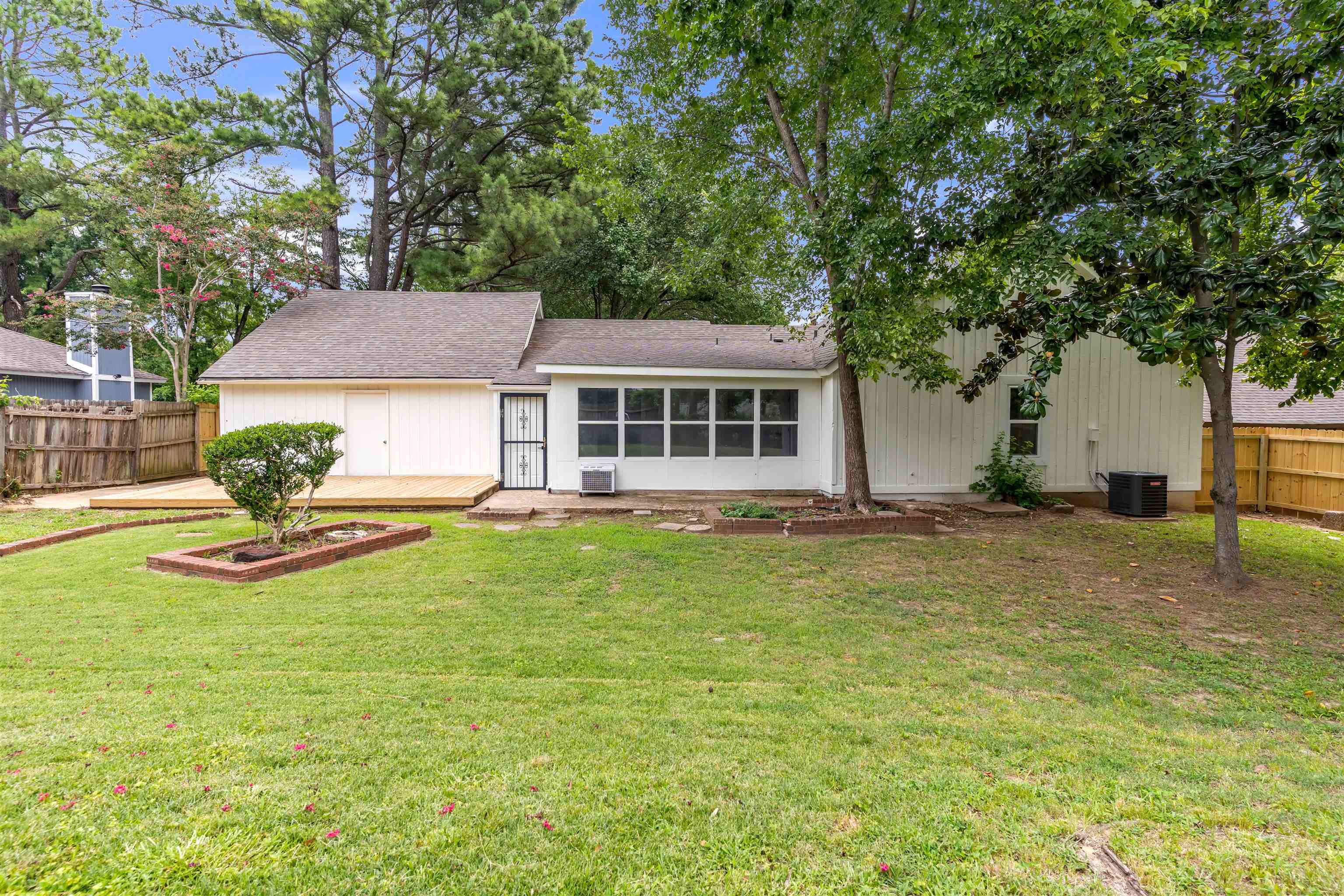 3219 Wythe Dr Property Photo 30