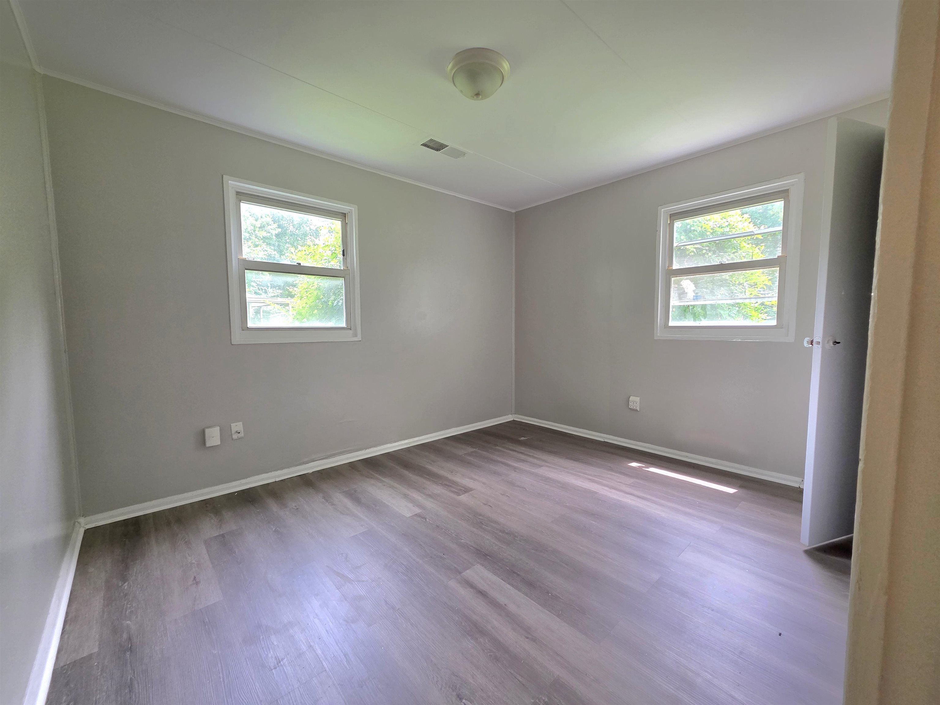 3296 Madewell Dr Property Photo 7