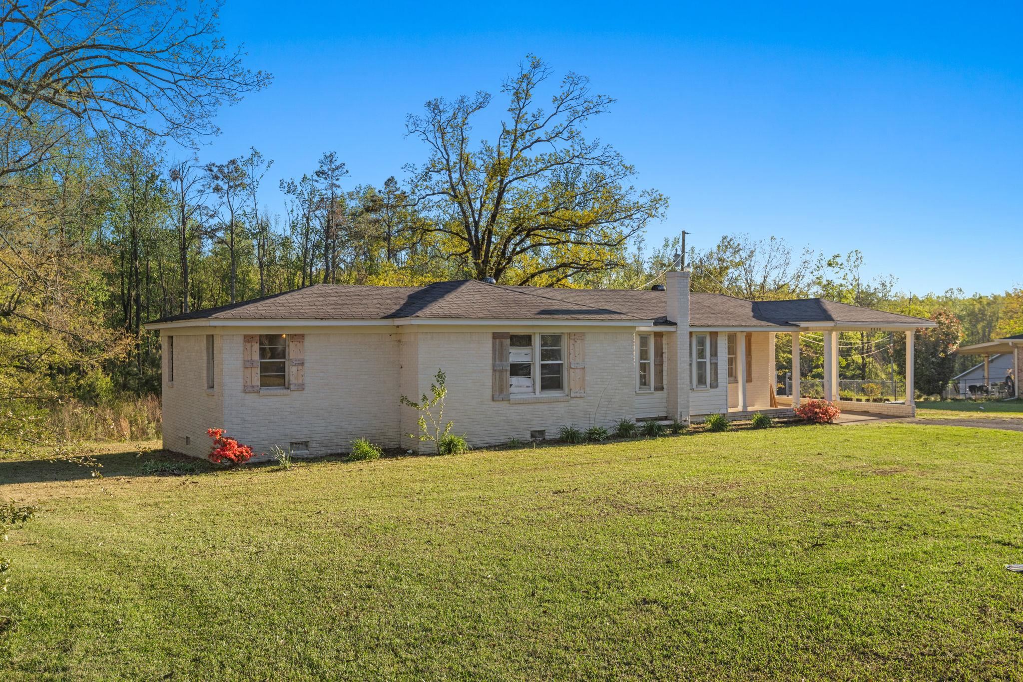 1007 Hatchie St Property Photo 2