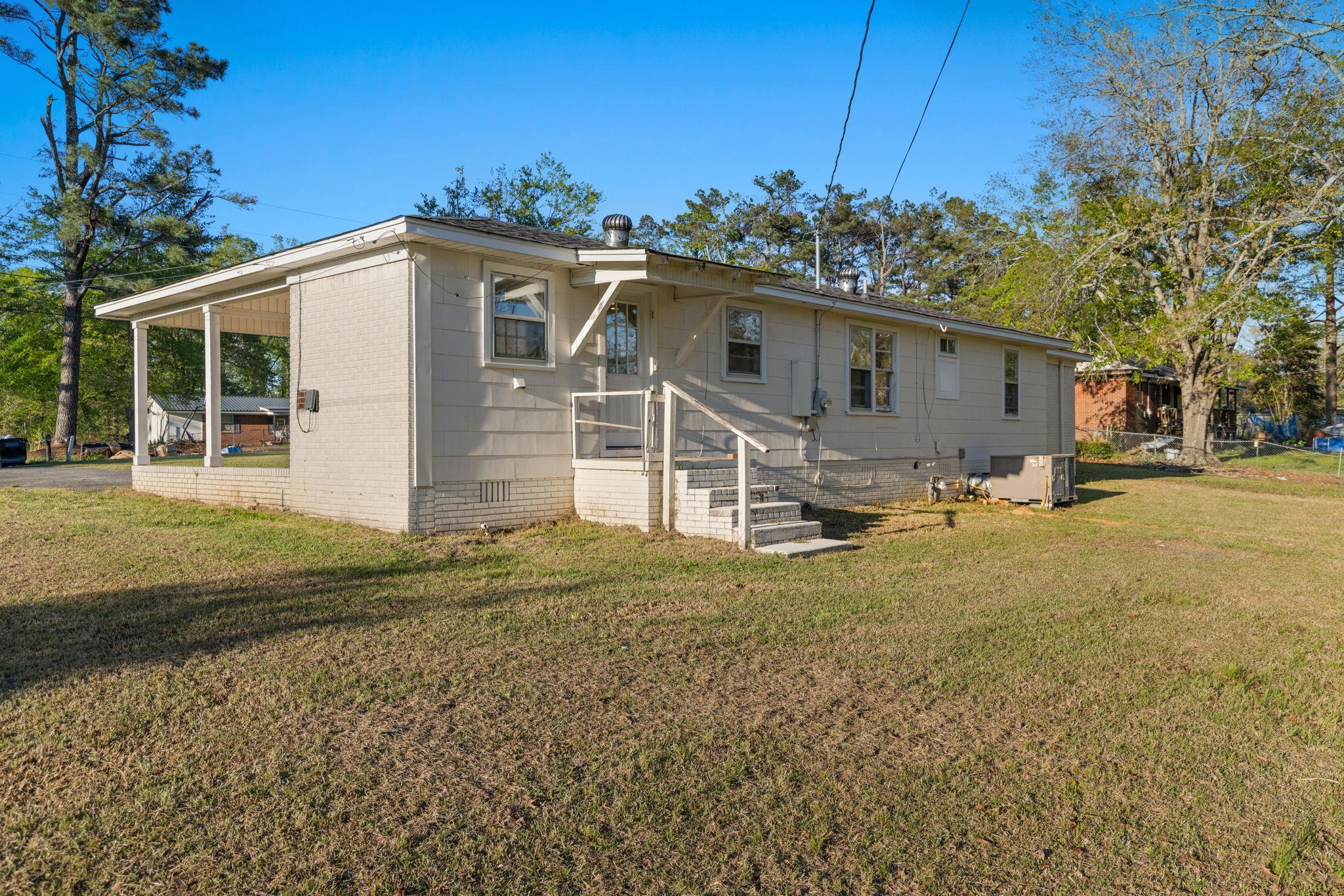 1007 Hatchie St Property Photo 18