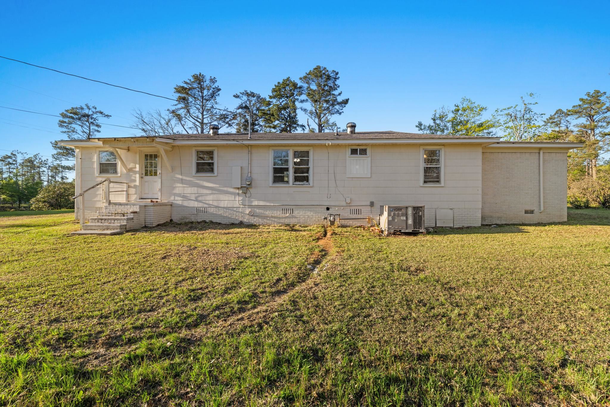 1007 Hatchie St Property Photo 19