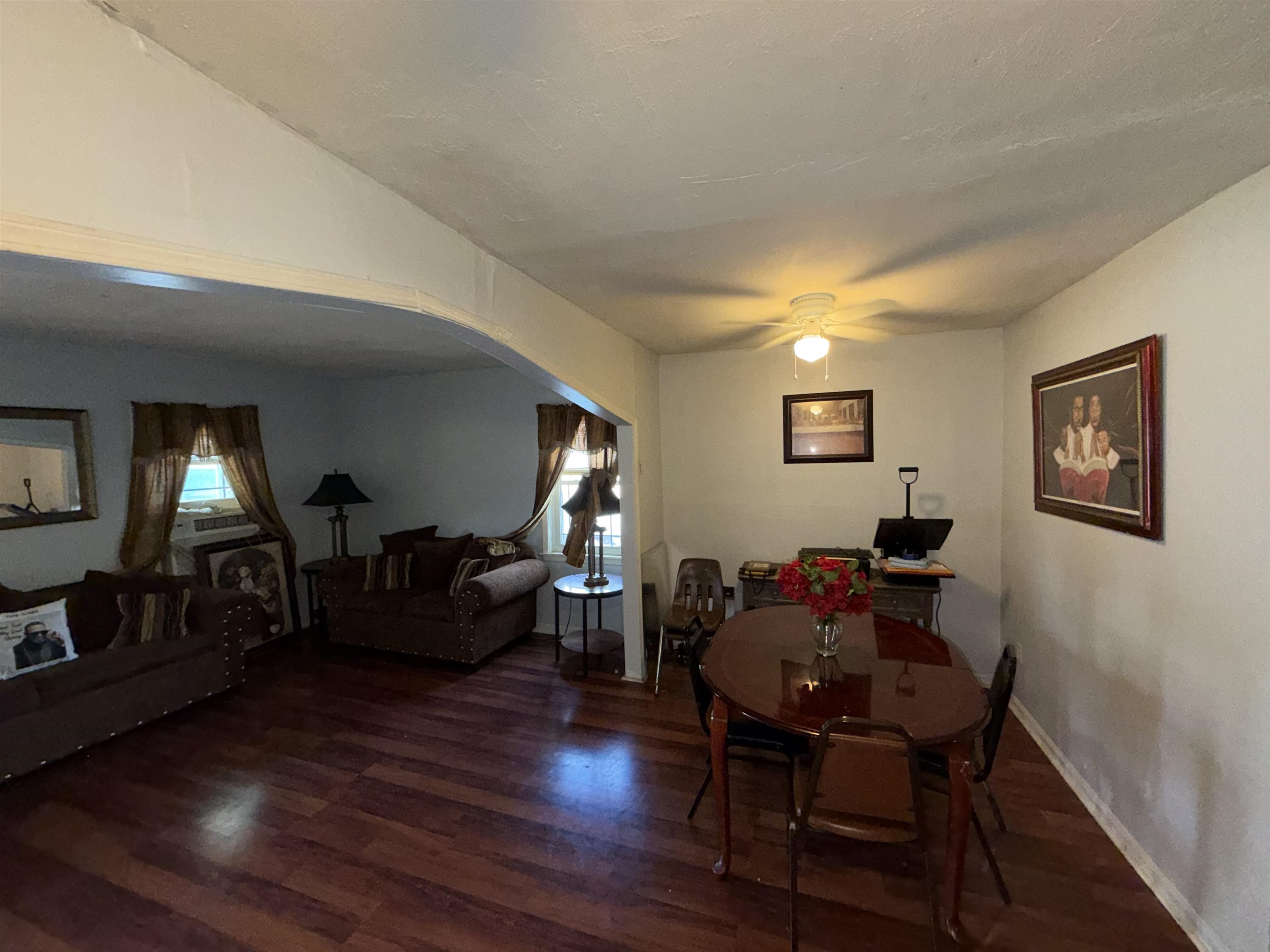 3158 Ford Rd Property Photo 4