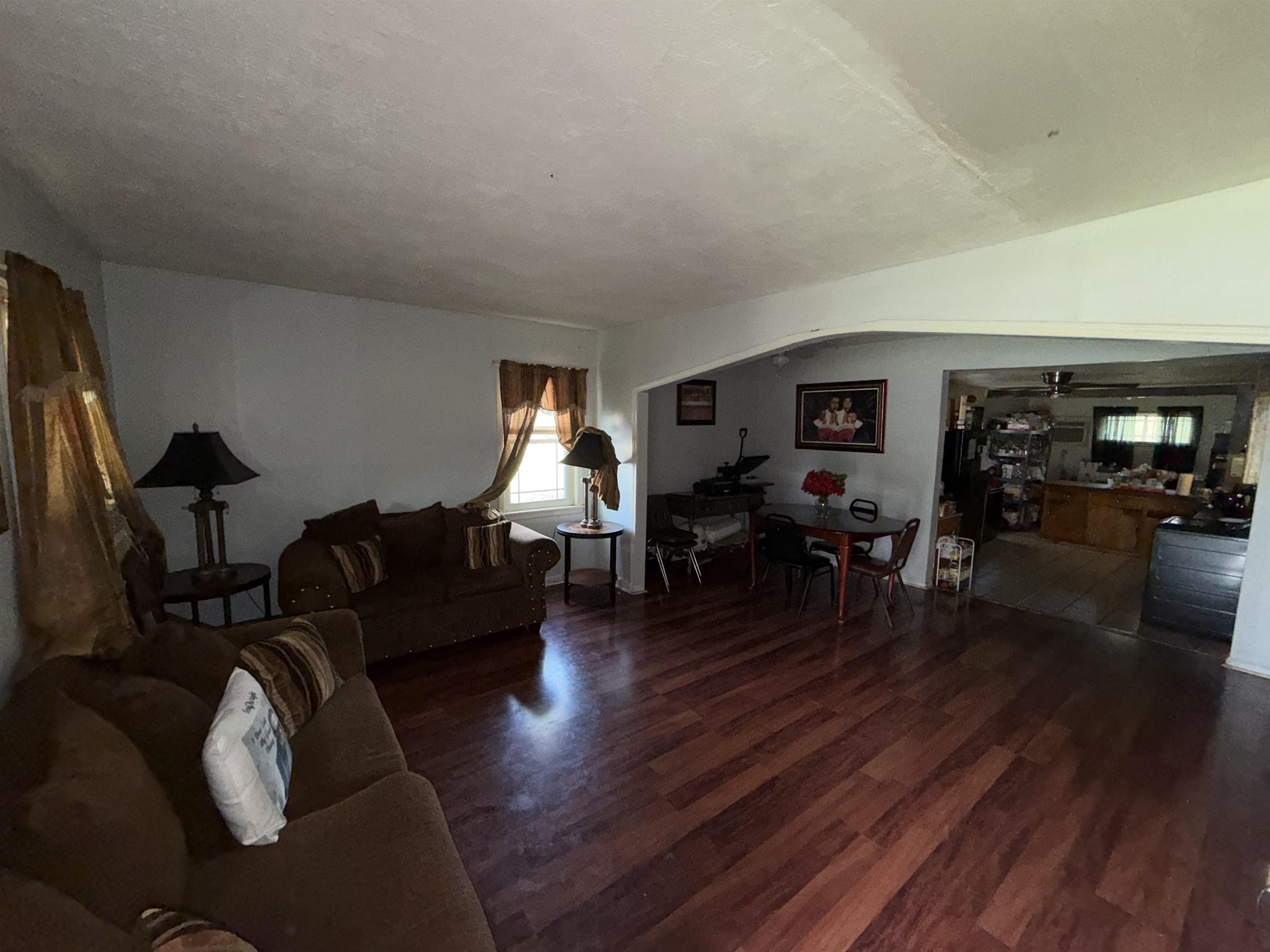 3158 Ford Rd Property Photo 5