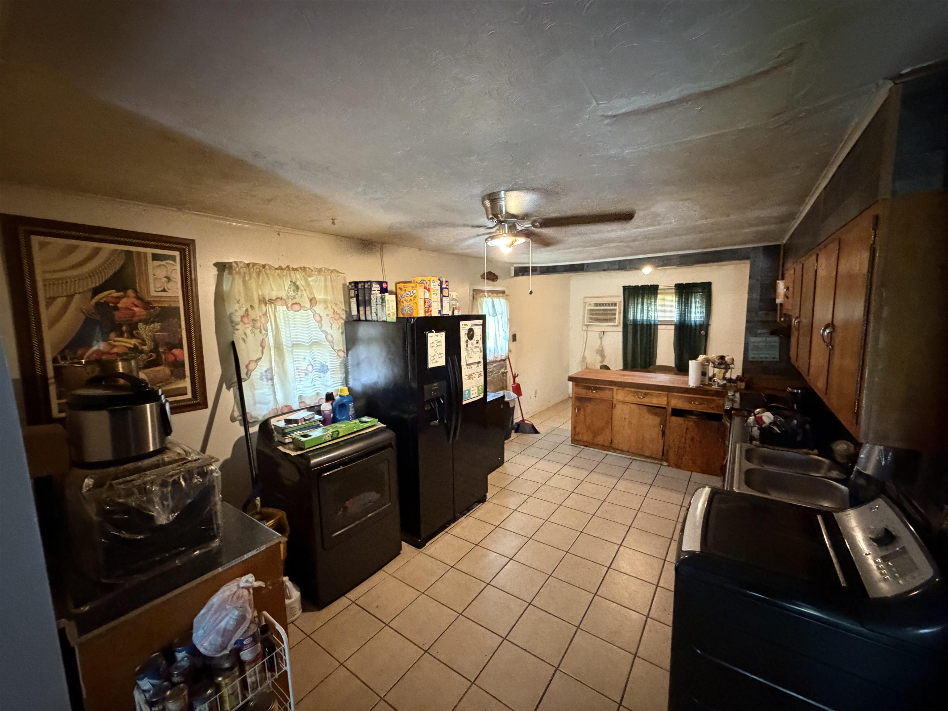 3158 Ford Rd Property Photo 11