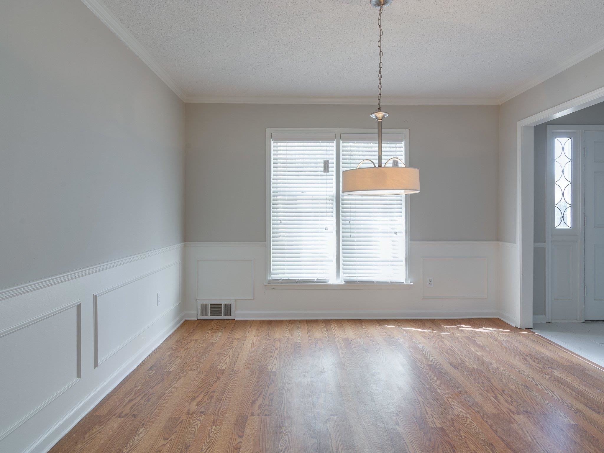 2454 Ayrshire Cv Property Photo 7