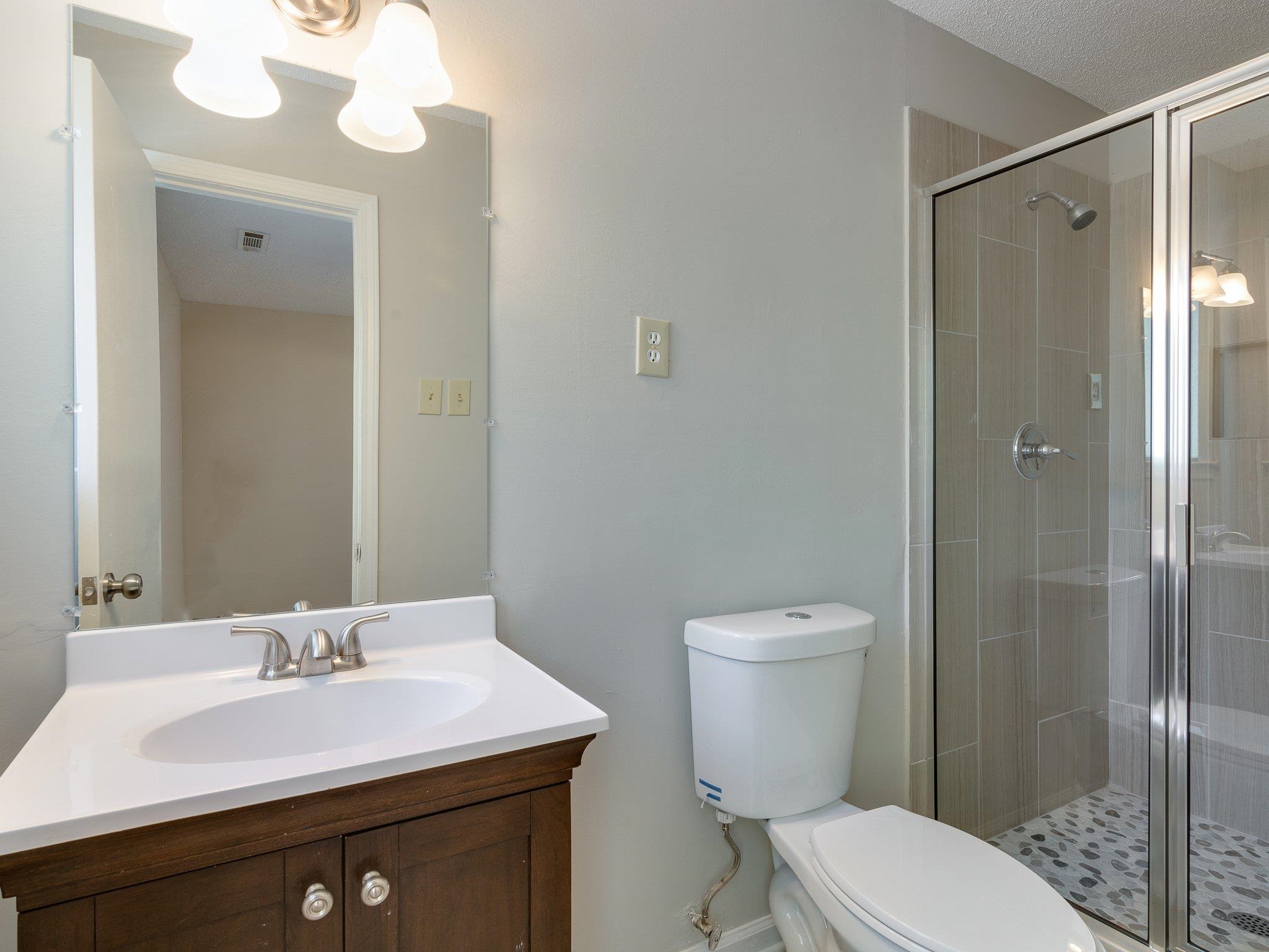 2454 Ayrshire Cv Property Photo 18