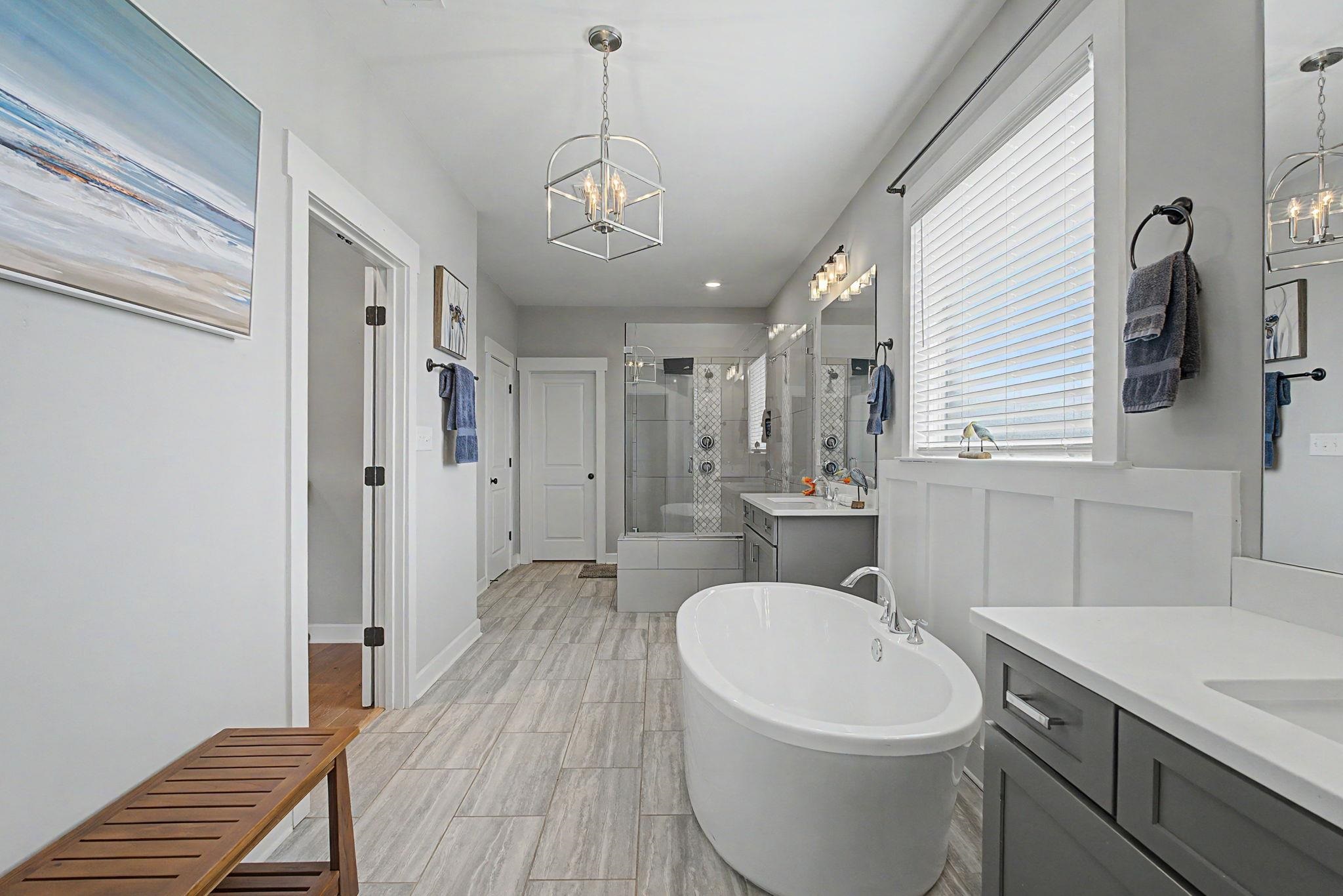 6425 Sallows Cv Property Photo 17