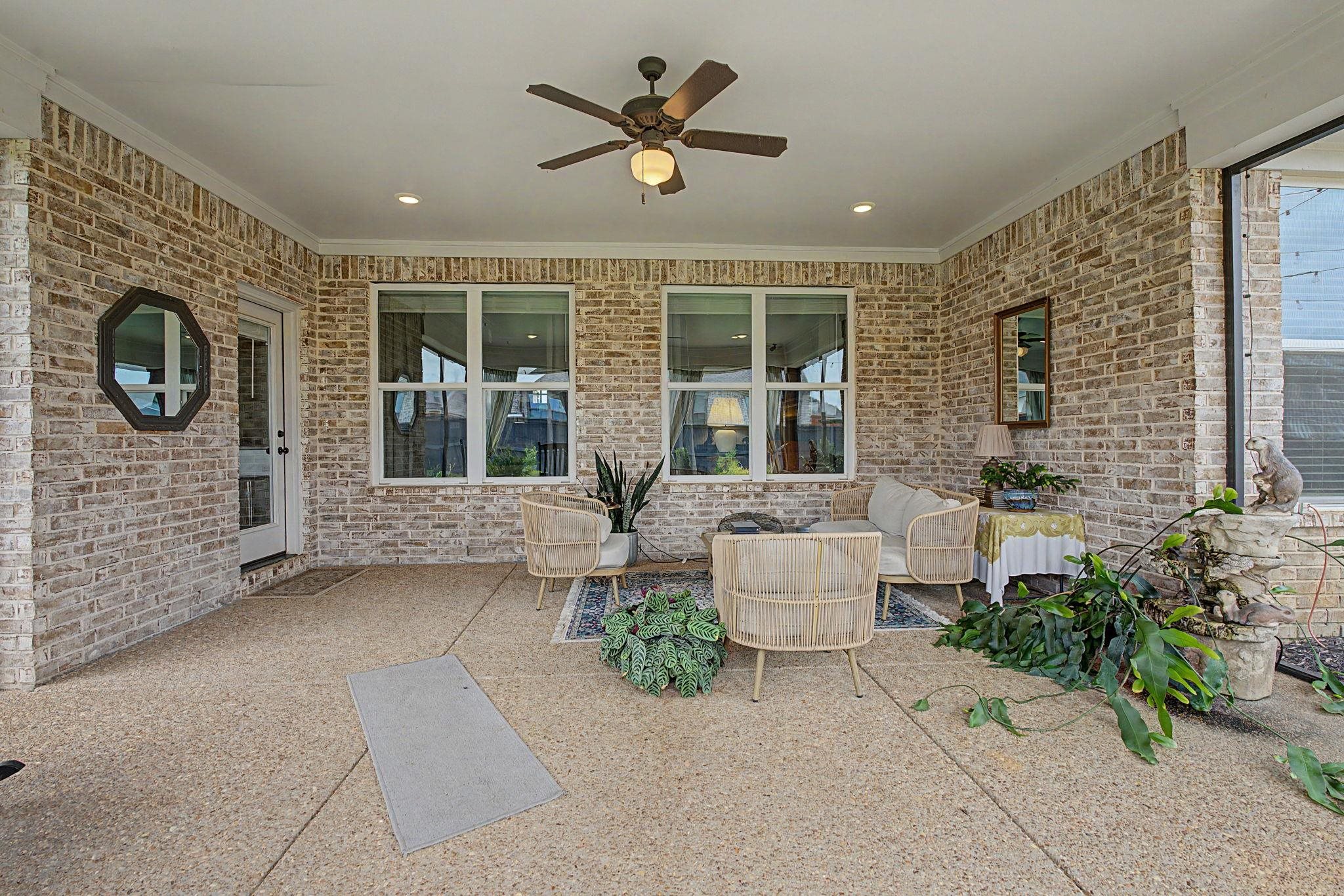 6425 Sallows Cv Property Photo 32