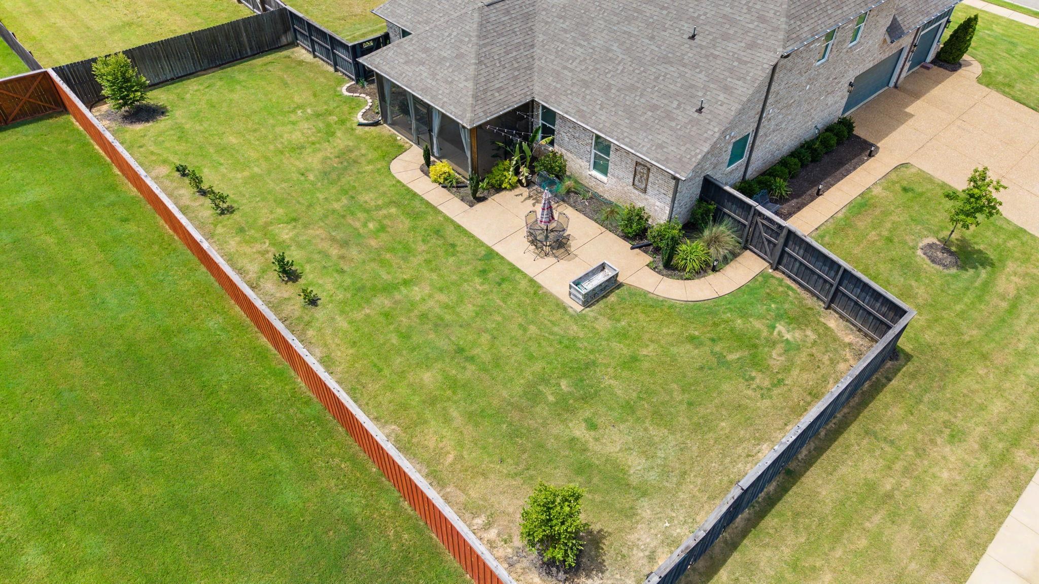 6425 Sallows Cv Property Photo 35