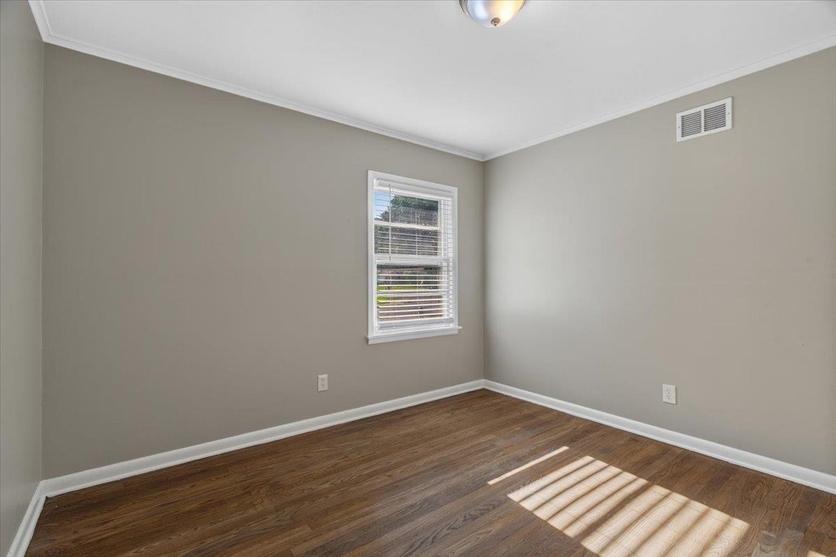1692 Cornelia Dr Property Photo 13
