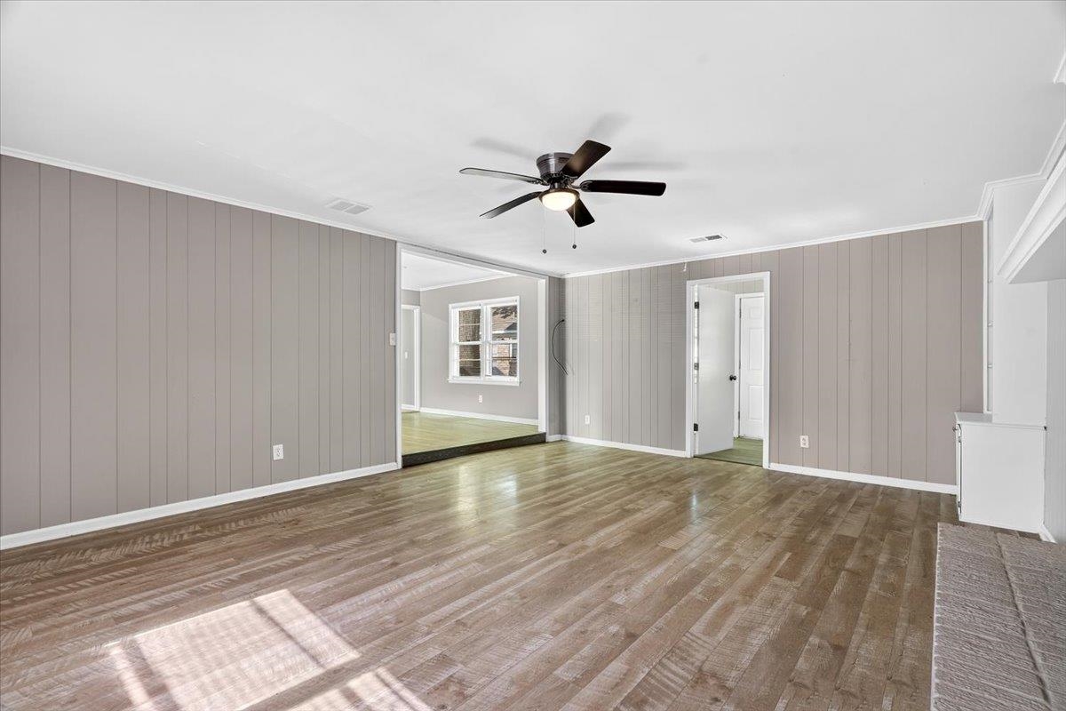1692 Cornelia Dr Property Photo 21