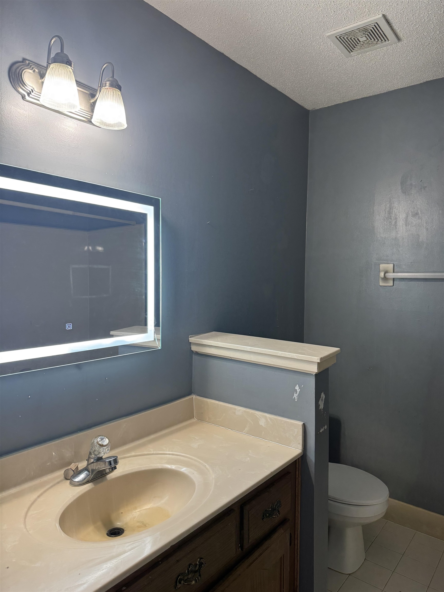4393 Manor Brier Dr Property Photo 9