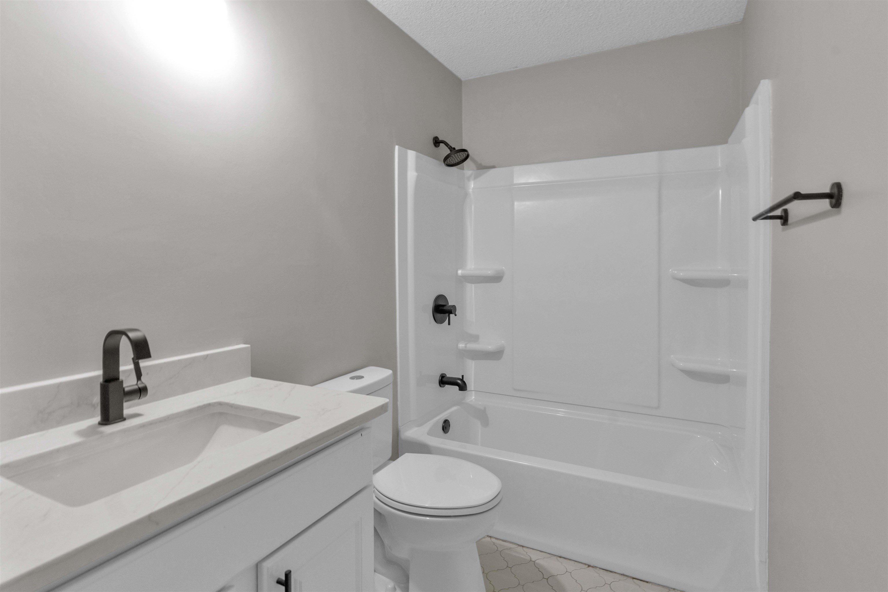 7078 Tulip Trail Dr Property Photo 16