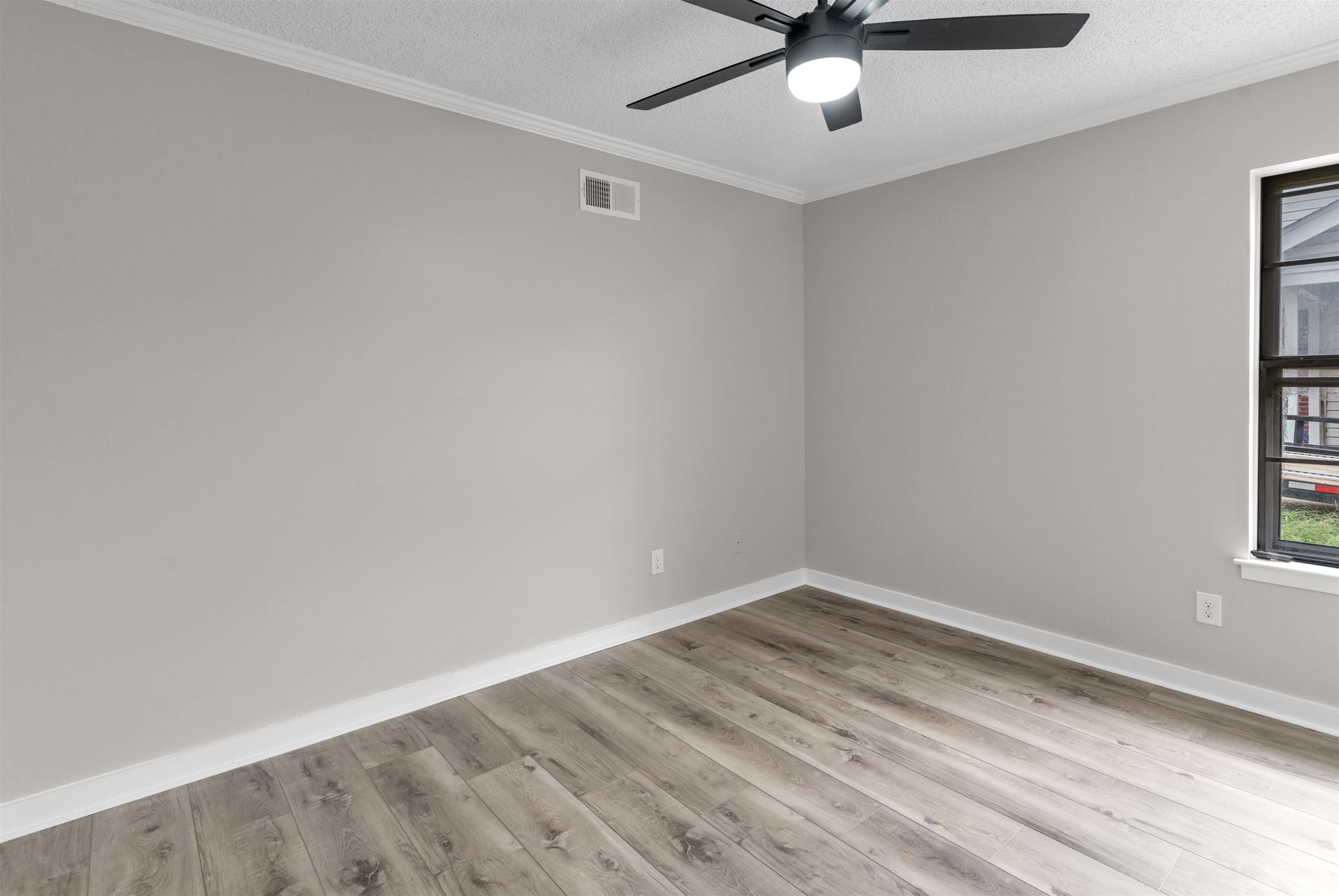 7078 Tulip Trail Dr Property Photo 22