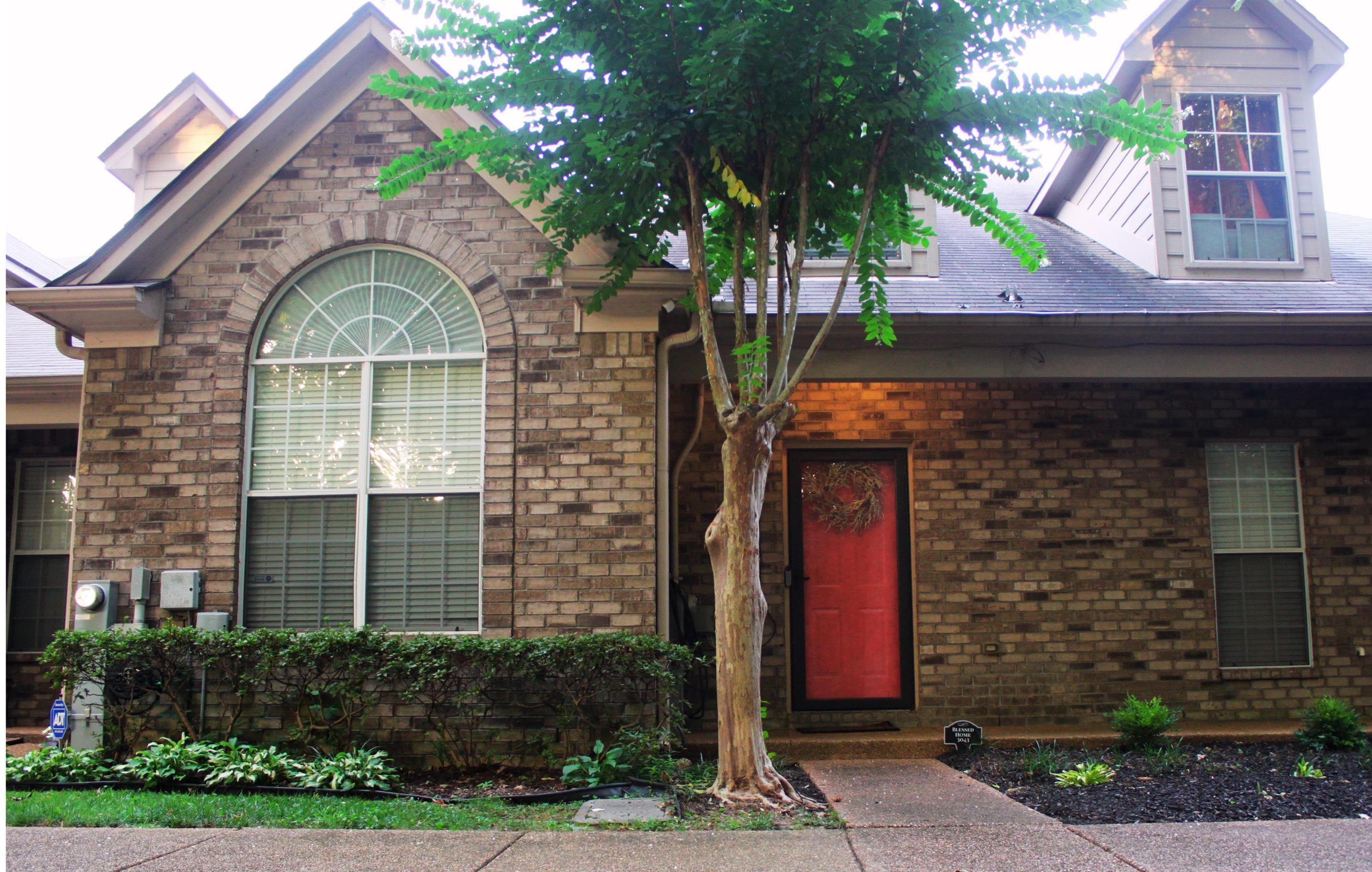 3043 GOFORTH WAY Property Photo 1
