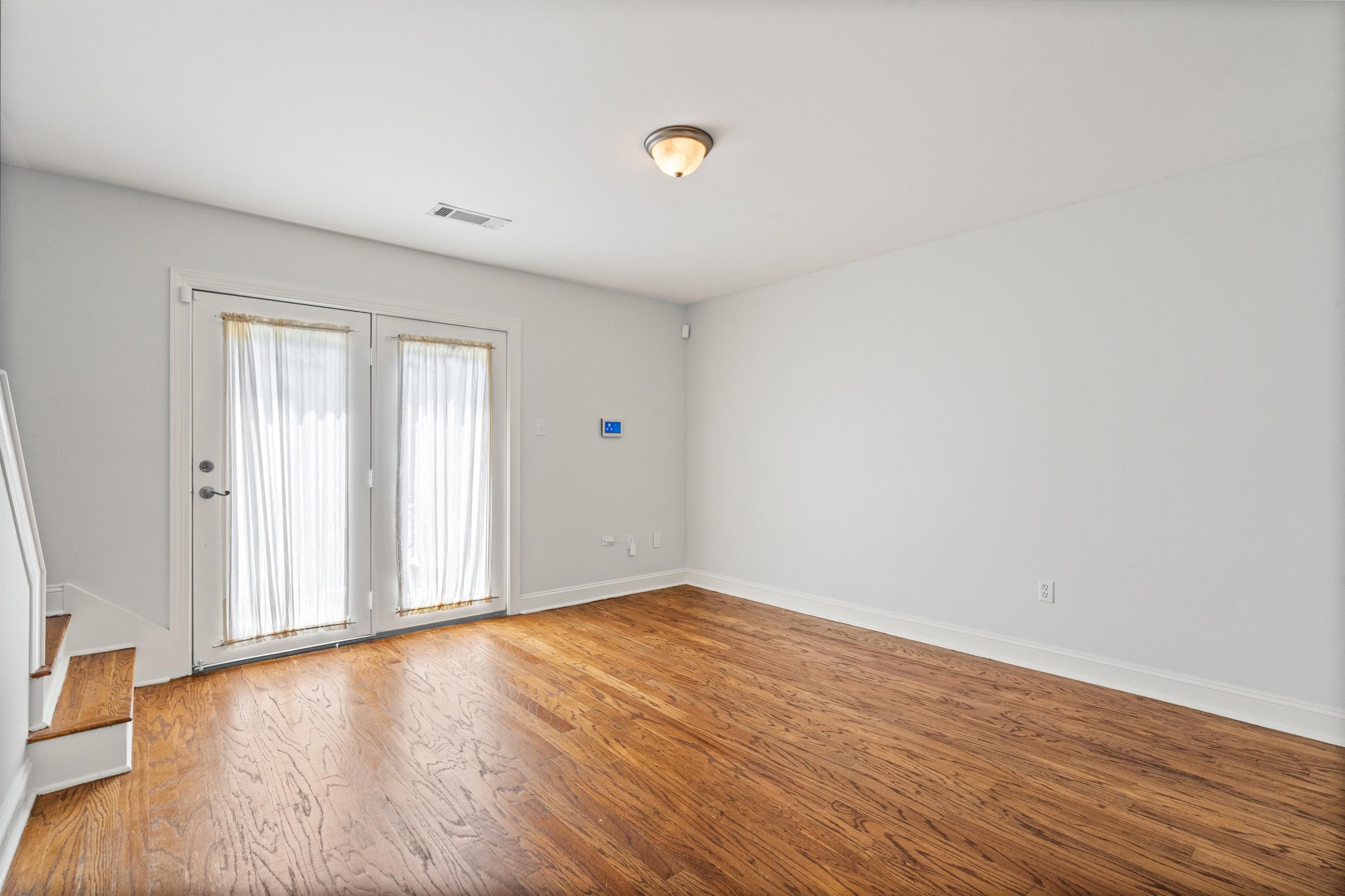2240 W Germantown Sq Property Photo 11