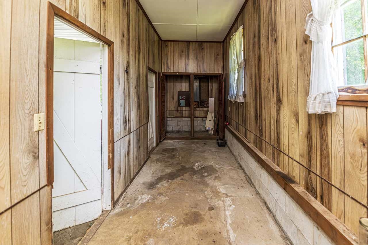 725 Old Brownsville Rd Property Photo 30