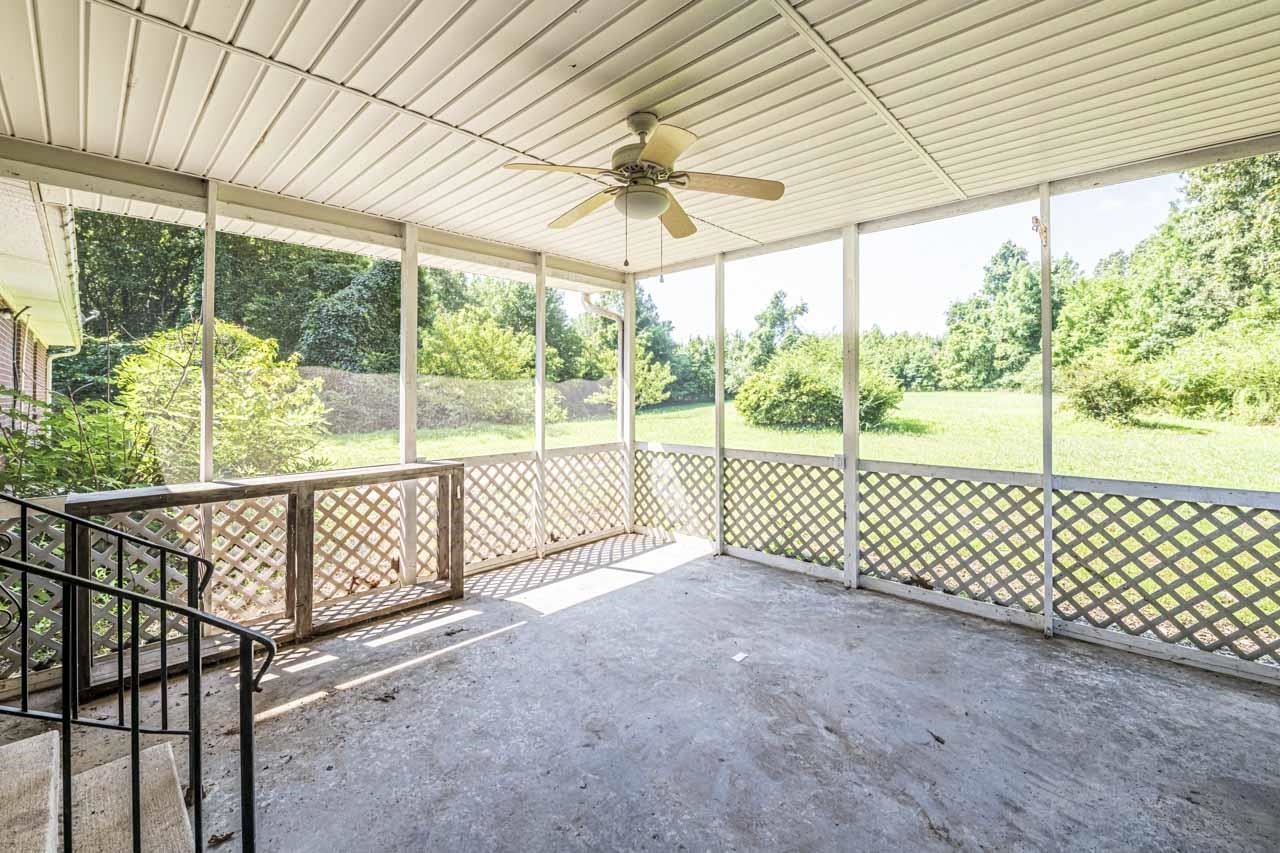 725 Old Brownsville Rd Property Photo 34