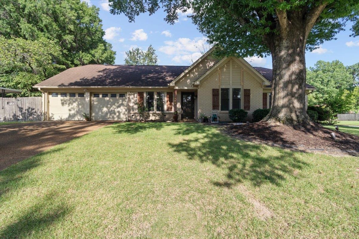 2488 TARBET DR Property Photo 1