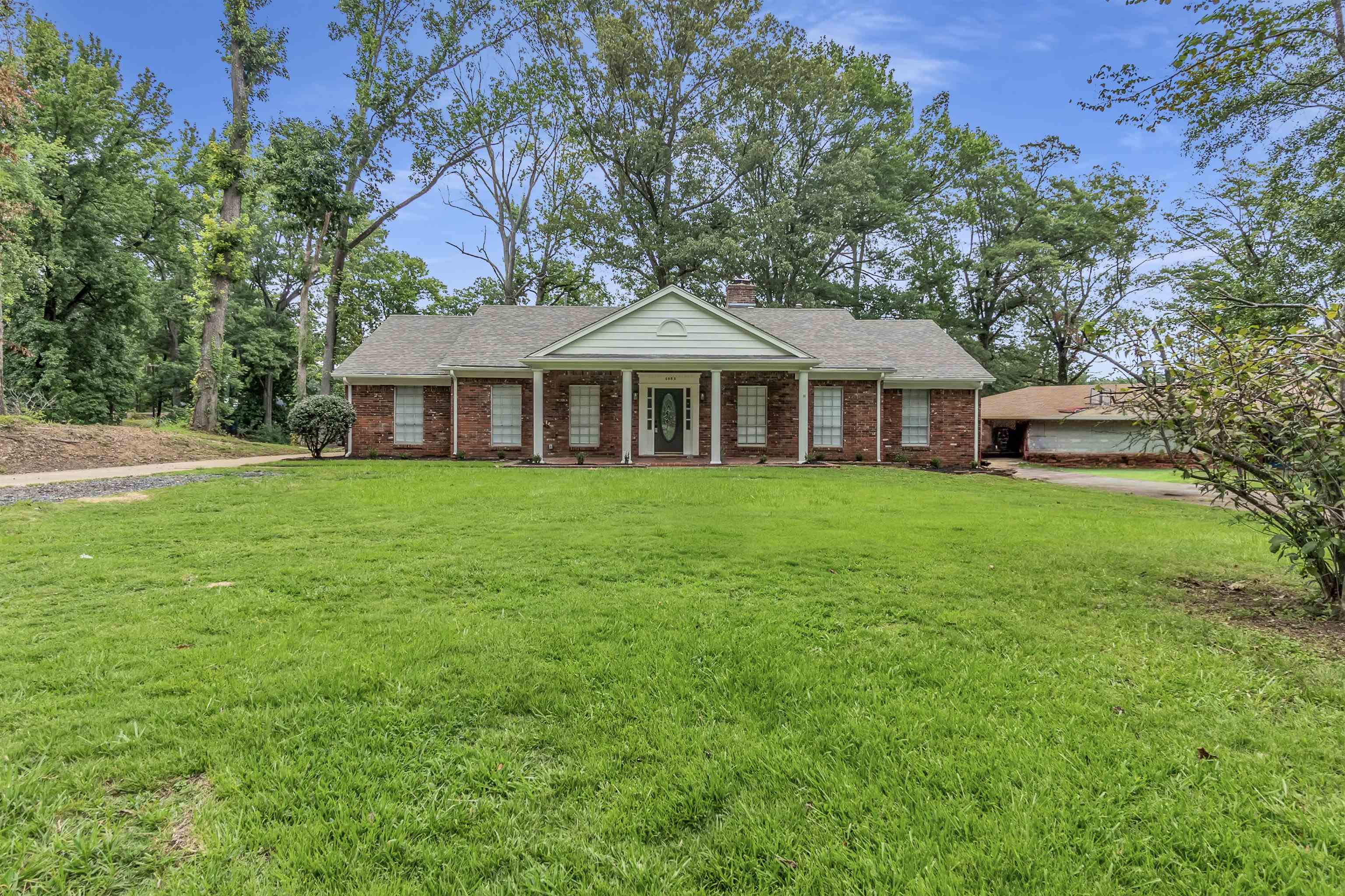 4952 CORO CV Property Photo 1