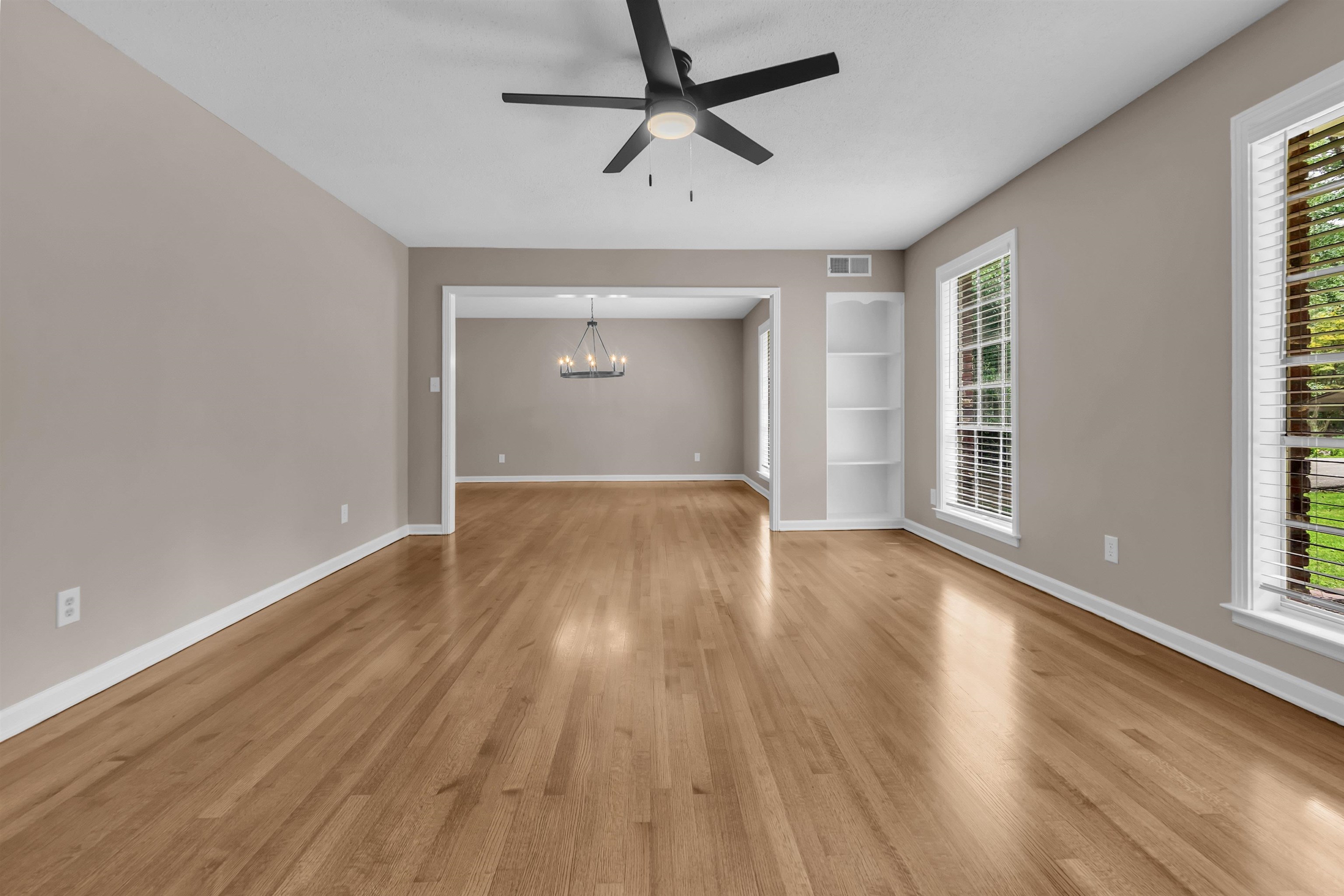 4952 Coro Cv Property Photo 7