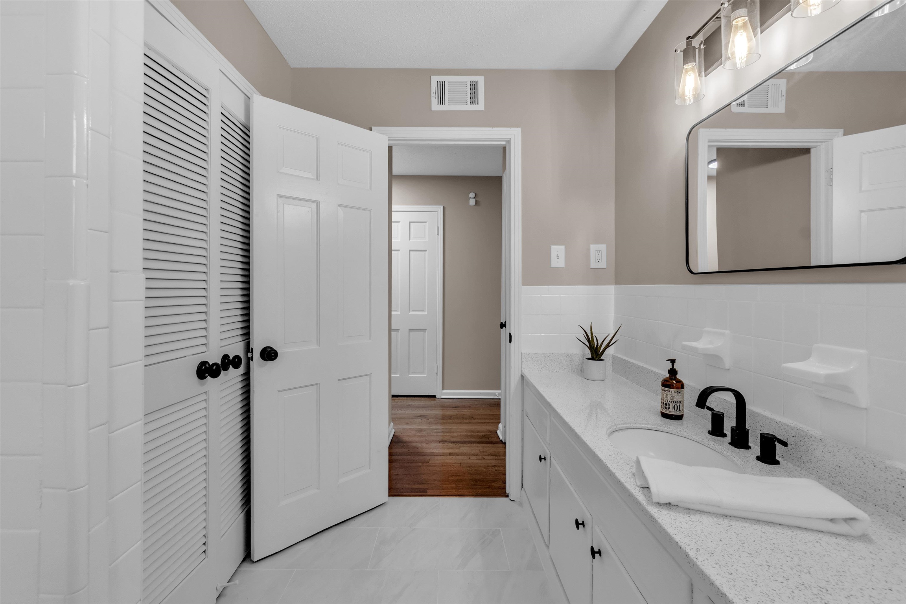 4952 Coro Cv Property Photo 24