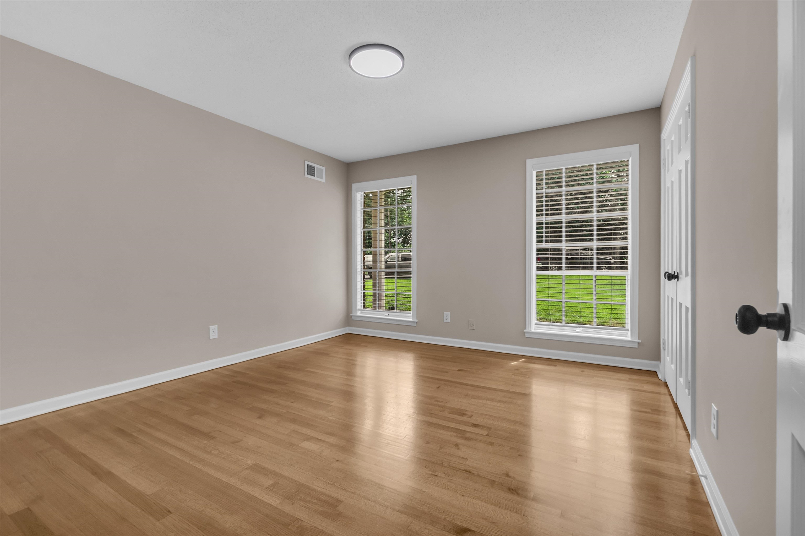 4952 Coro Cv Property Photo 26