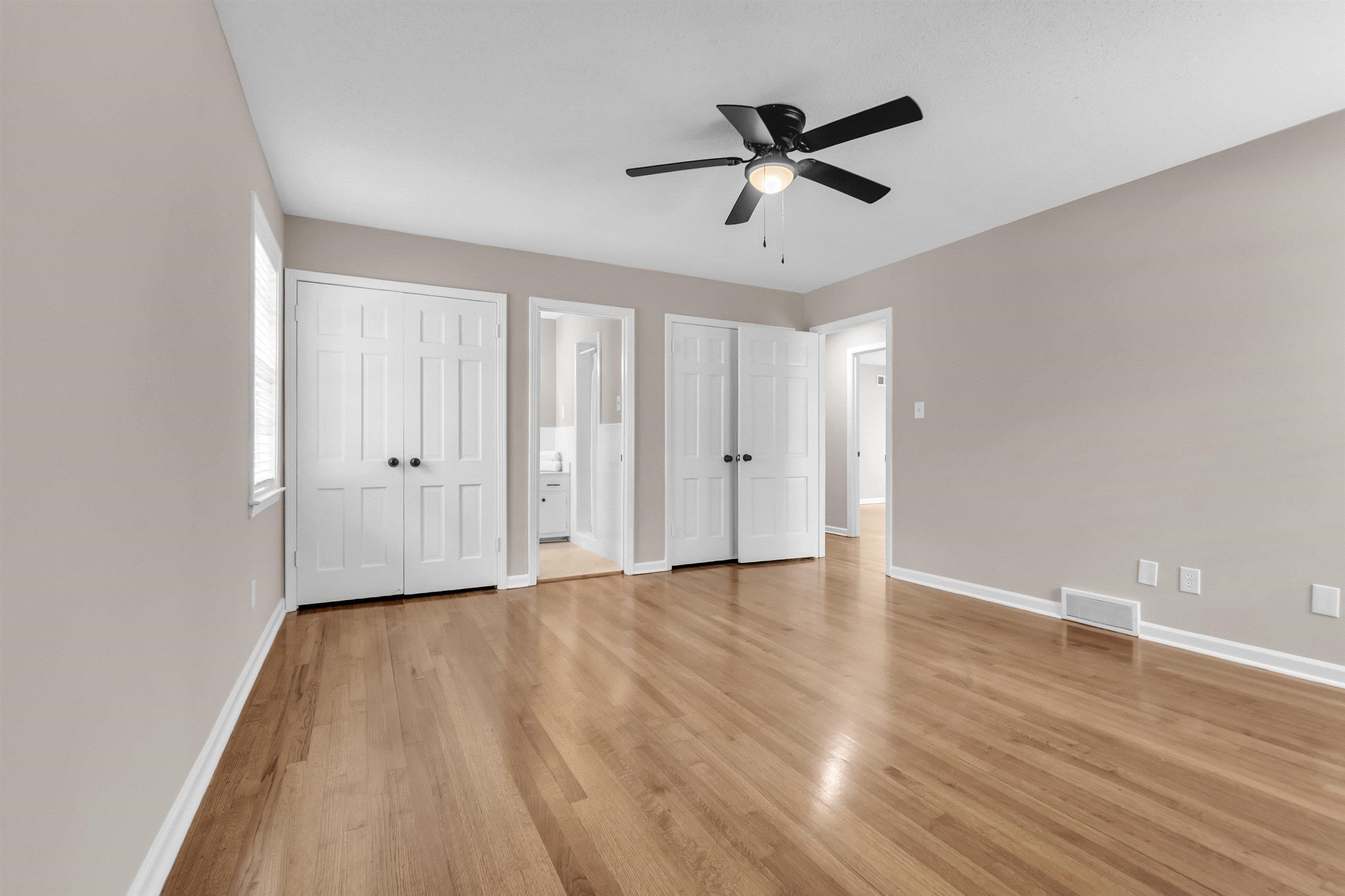 4952 Coro Cv Property Photo 28
