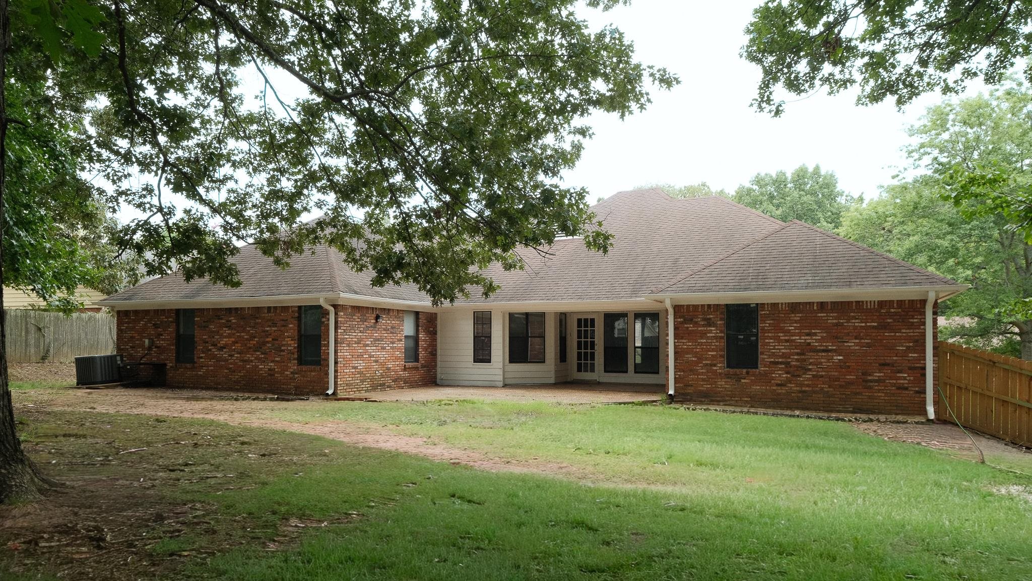 2050 Mt Badon Ln Property Photo 24