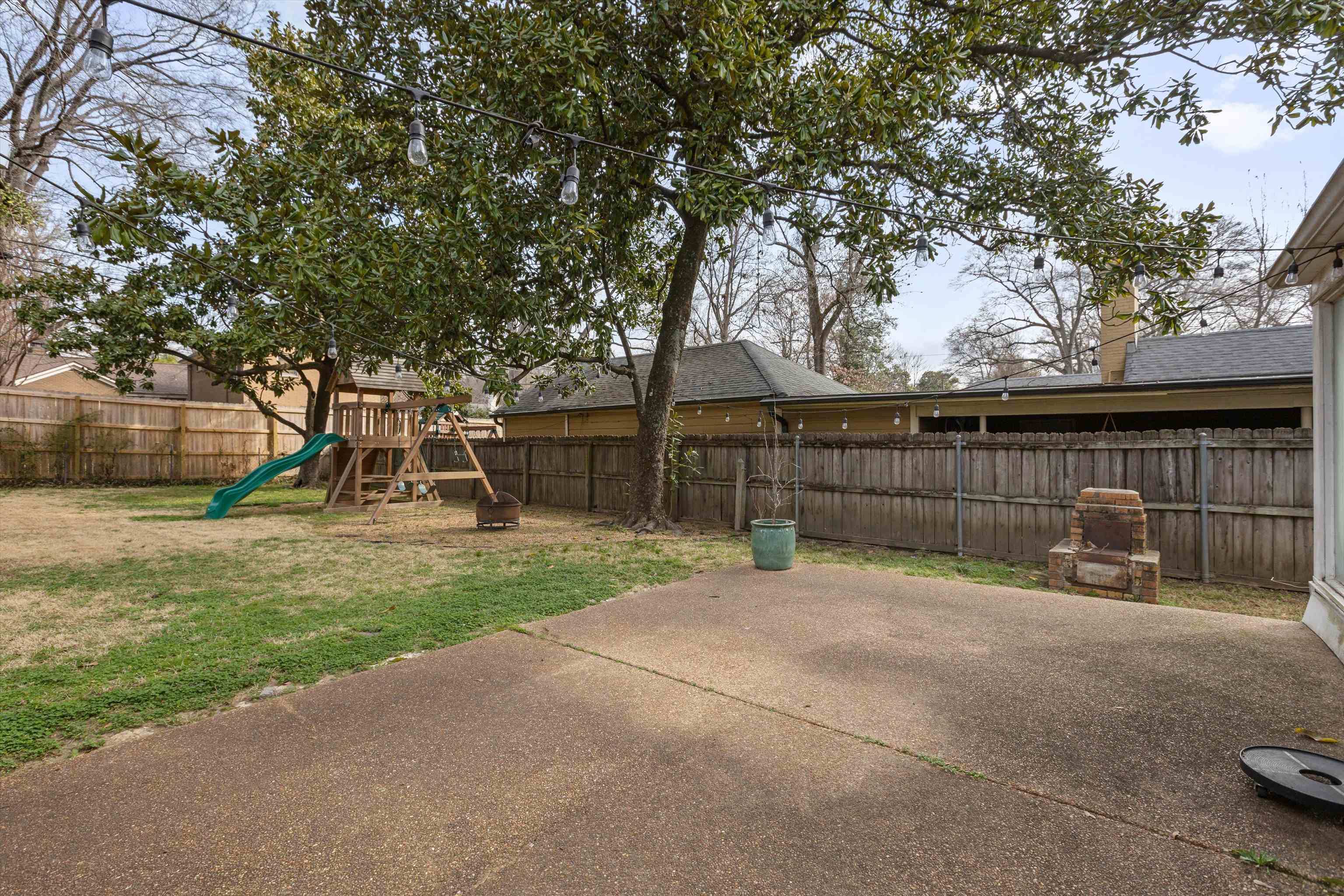 3556 Northwood Dr Property Photo 36