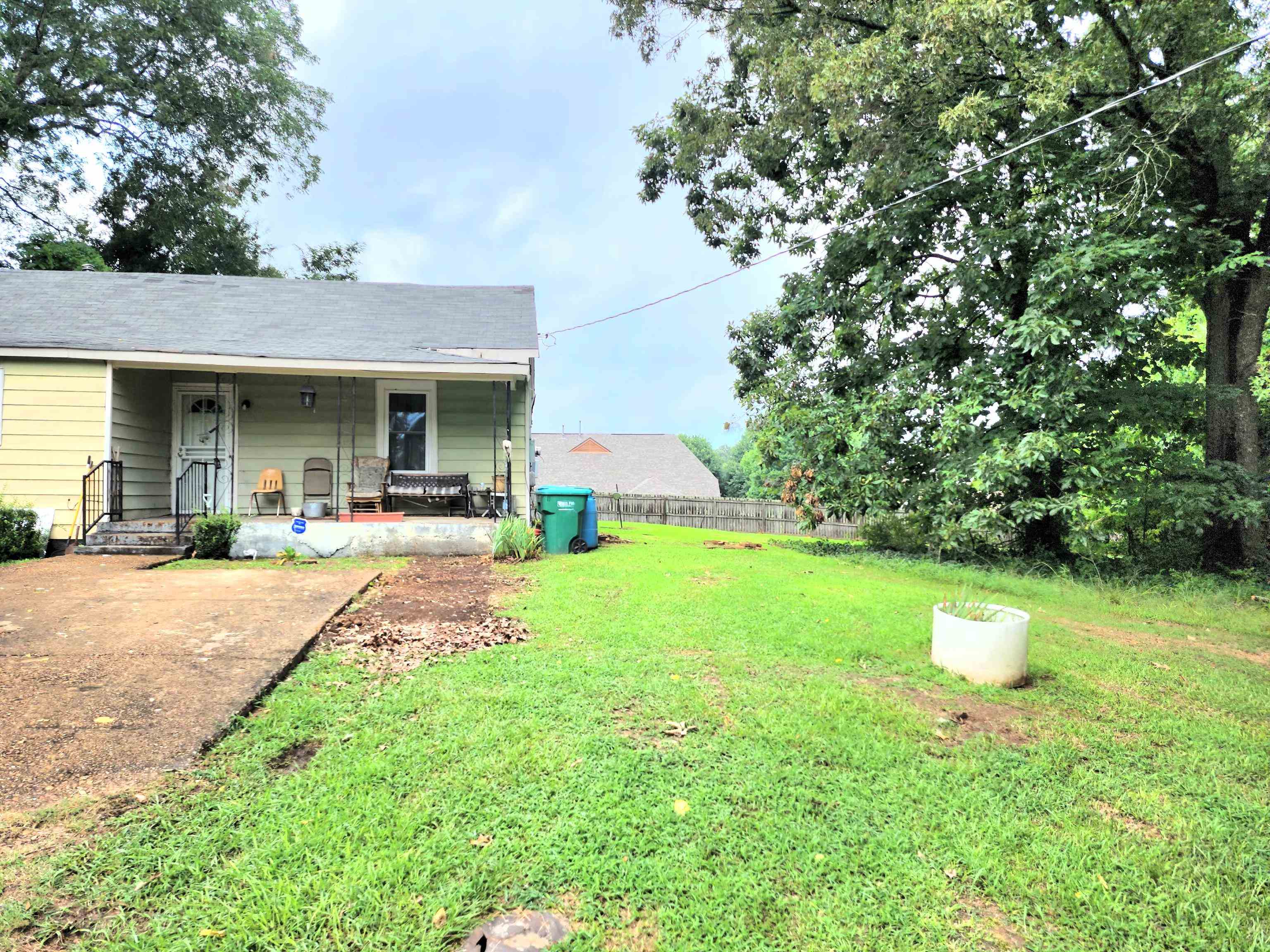 5435 Hayes Rd Property Photo 3