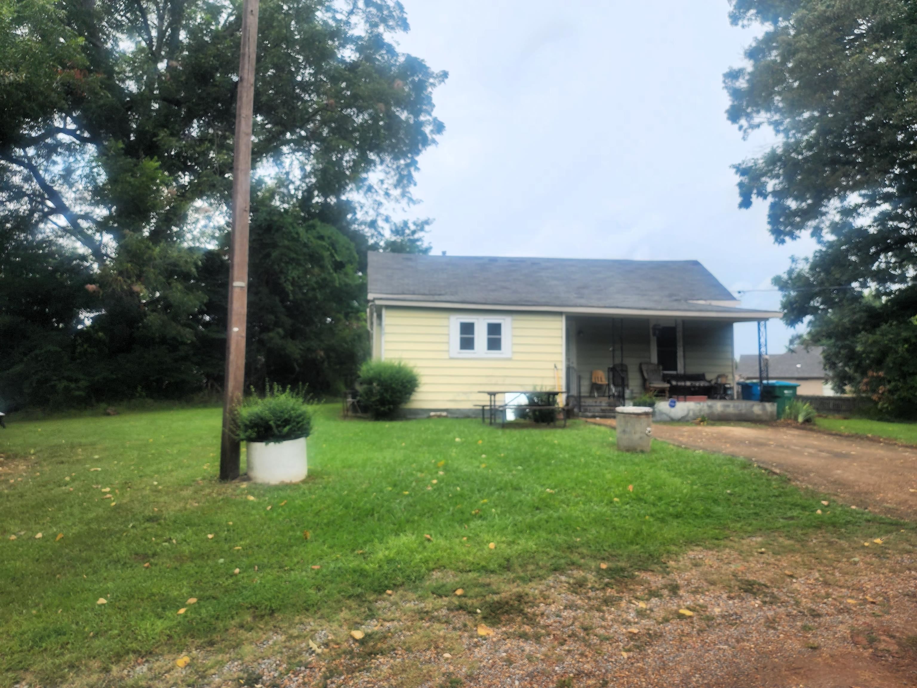 5435 Hayes Rd Property Photo 7