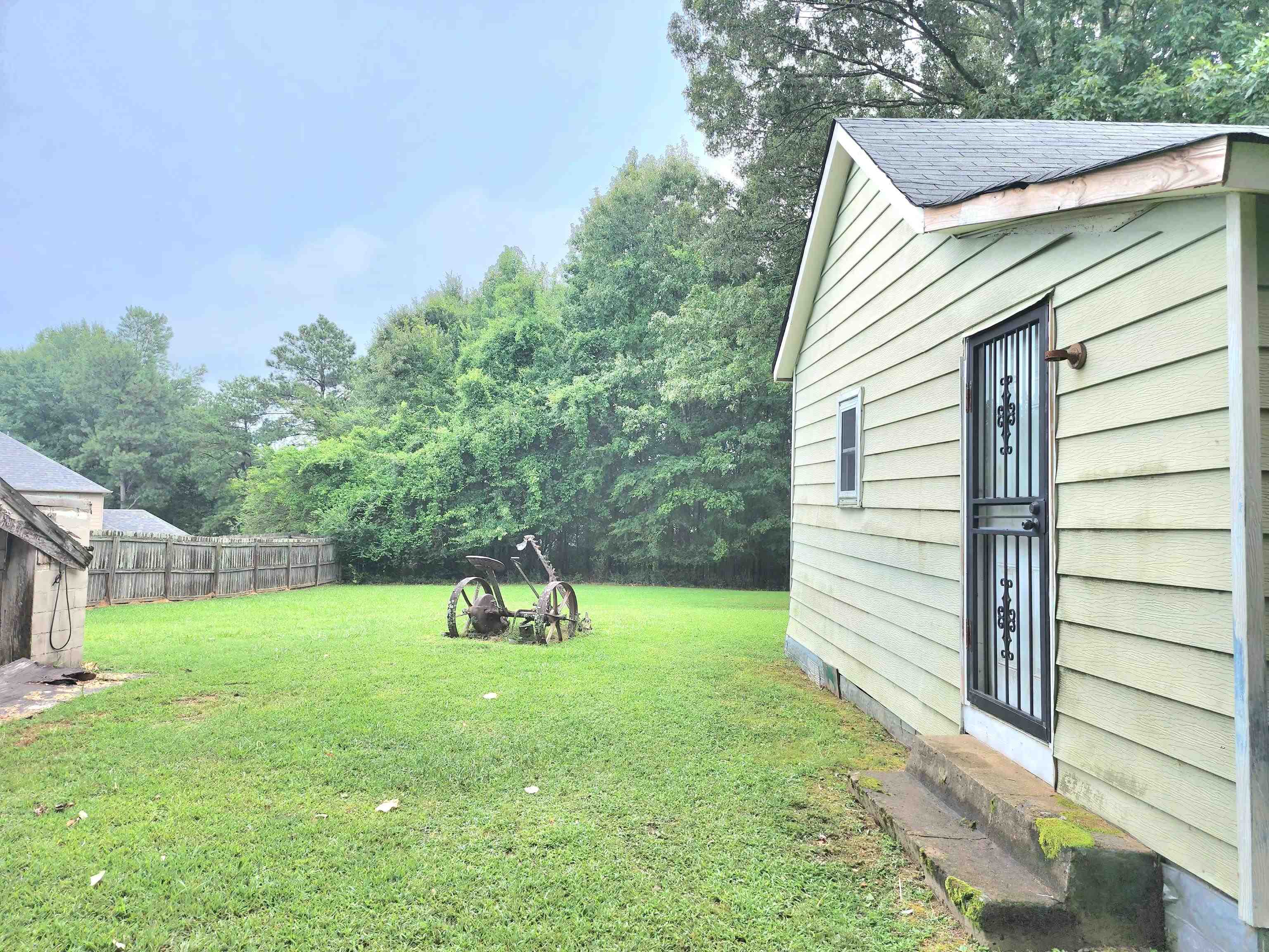 5435 Hayes Rd Property Photo 16