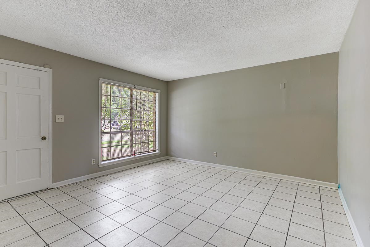 4218 Bacon St Property Photo 2