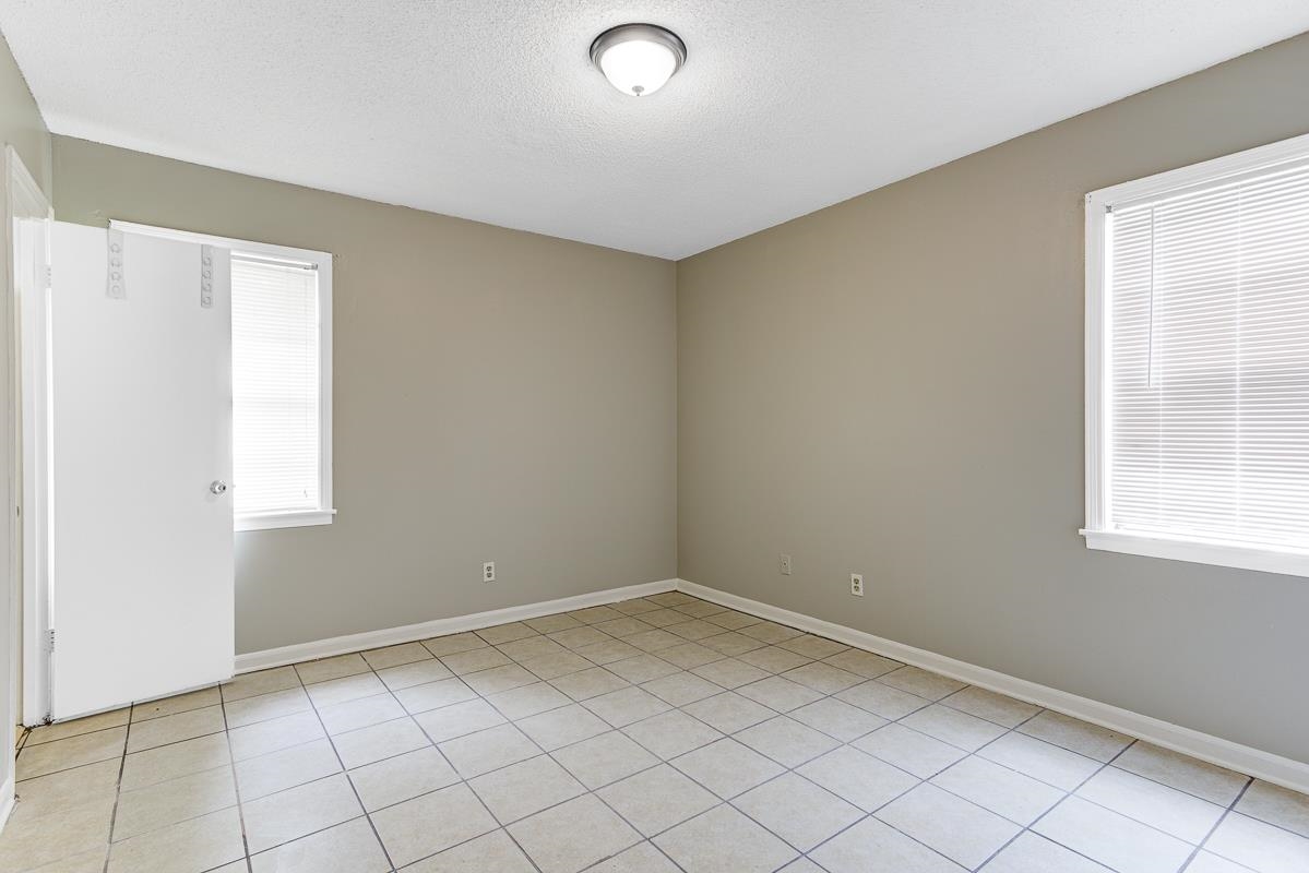 4218 Bacon St Property Photo 8