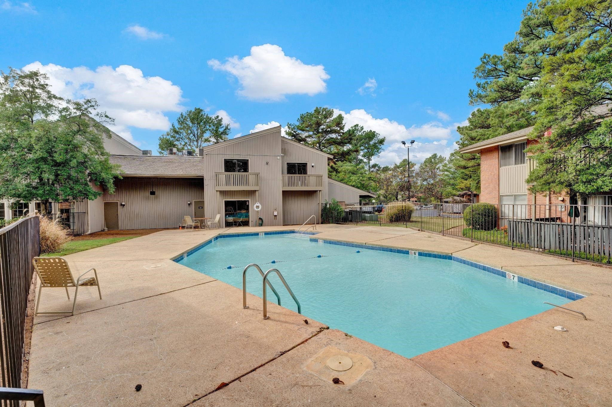 736 FOREST LAKE DR 3302 Property Photo 1