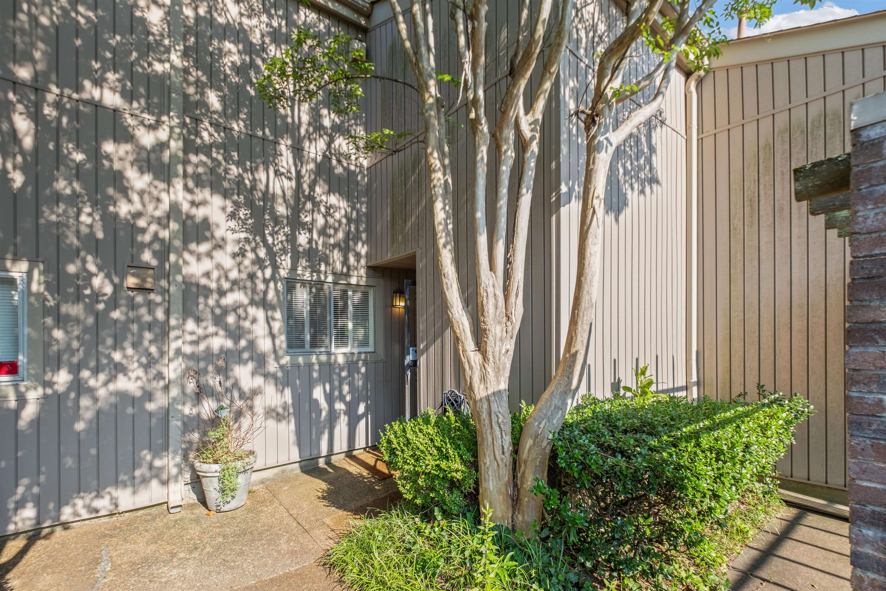 736 Forest Lake Dr 3302 Property Photo 4
