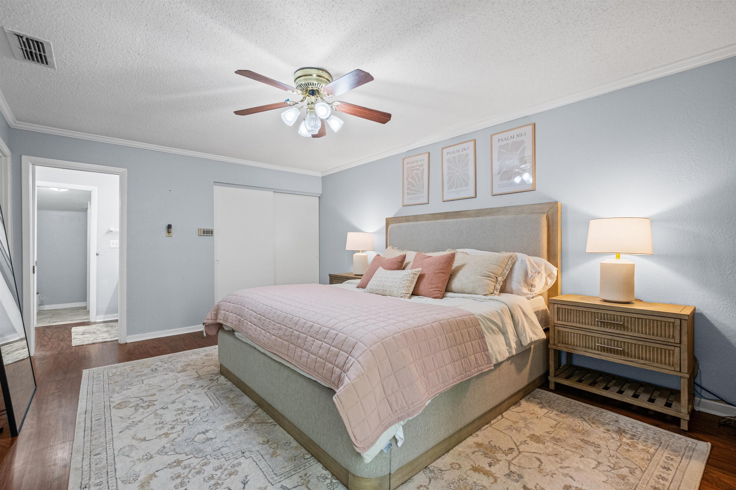 736 Forest Lake Dr 3302 Property Photo 17