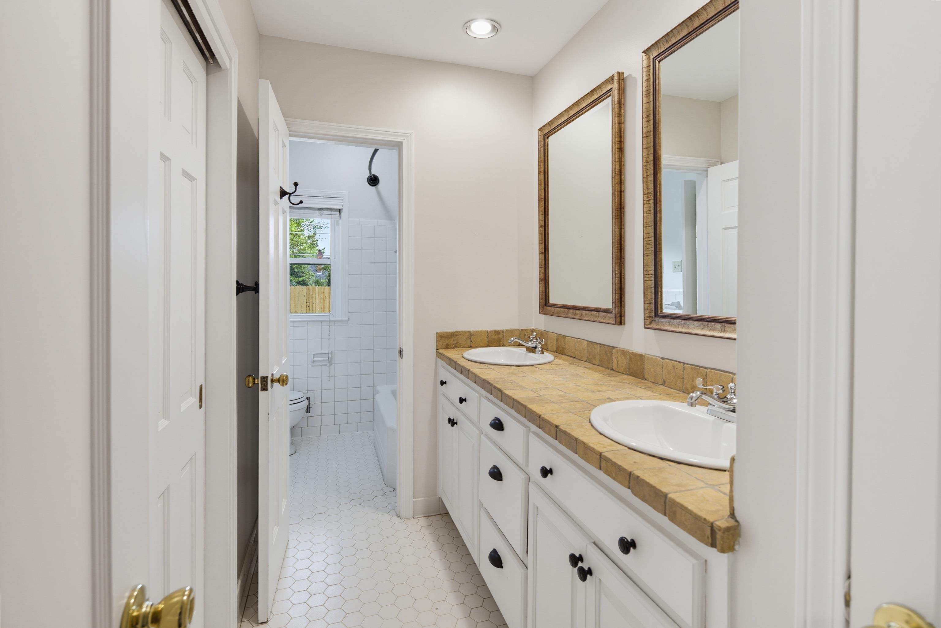 5 N Century St Property Photo 18