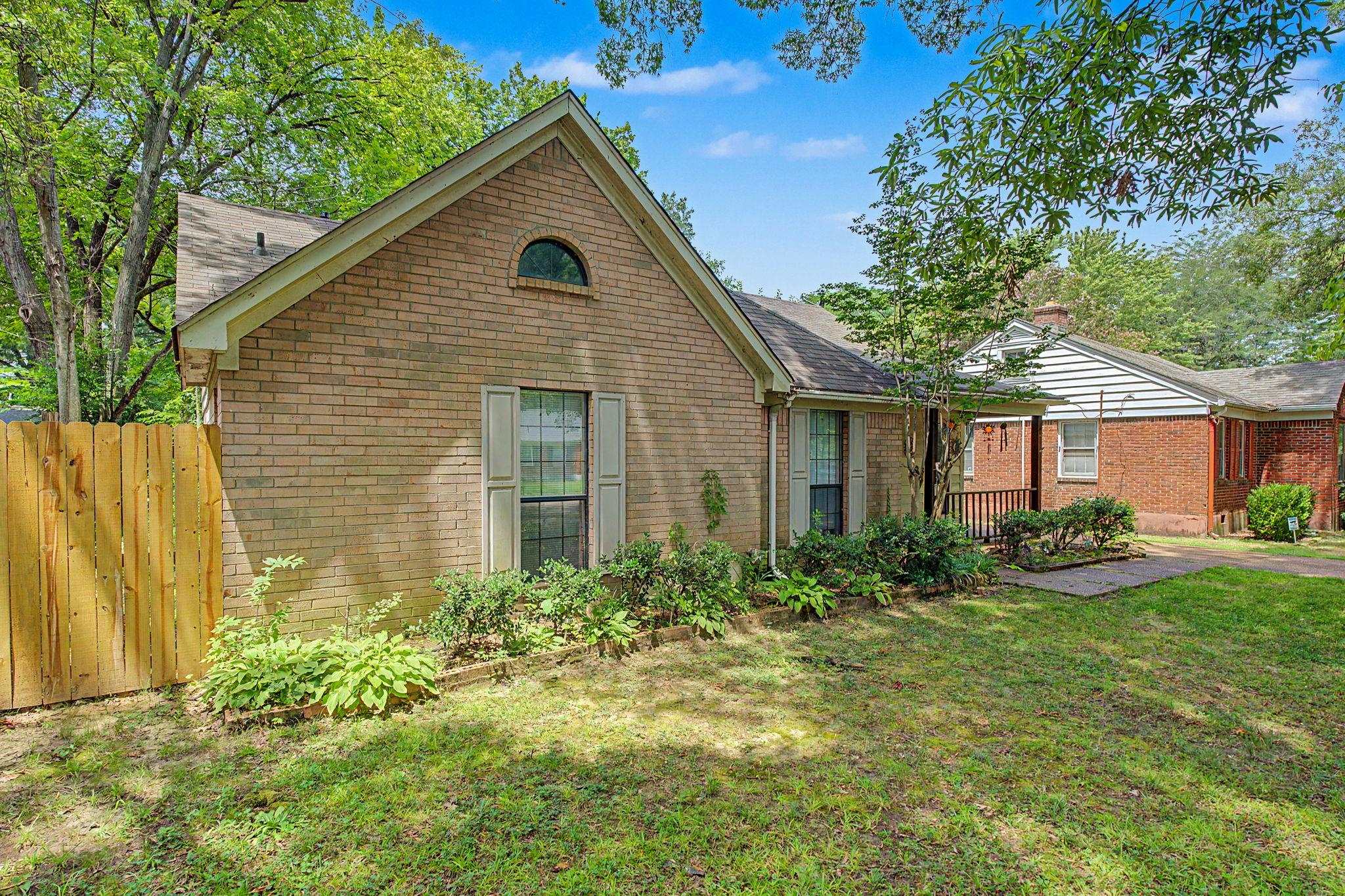 505 Vaughn Rd Property Photo 3