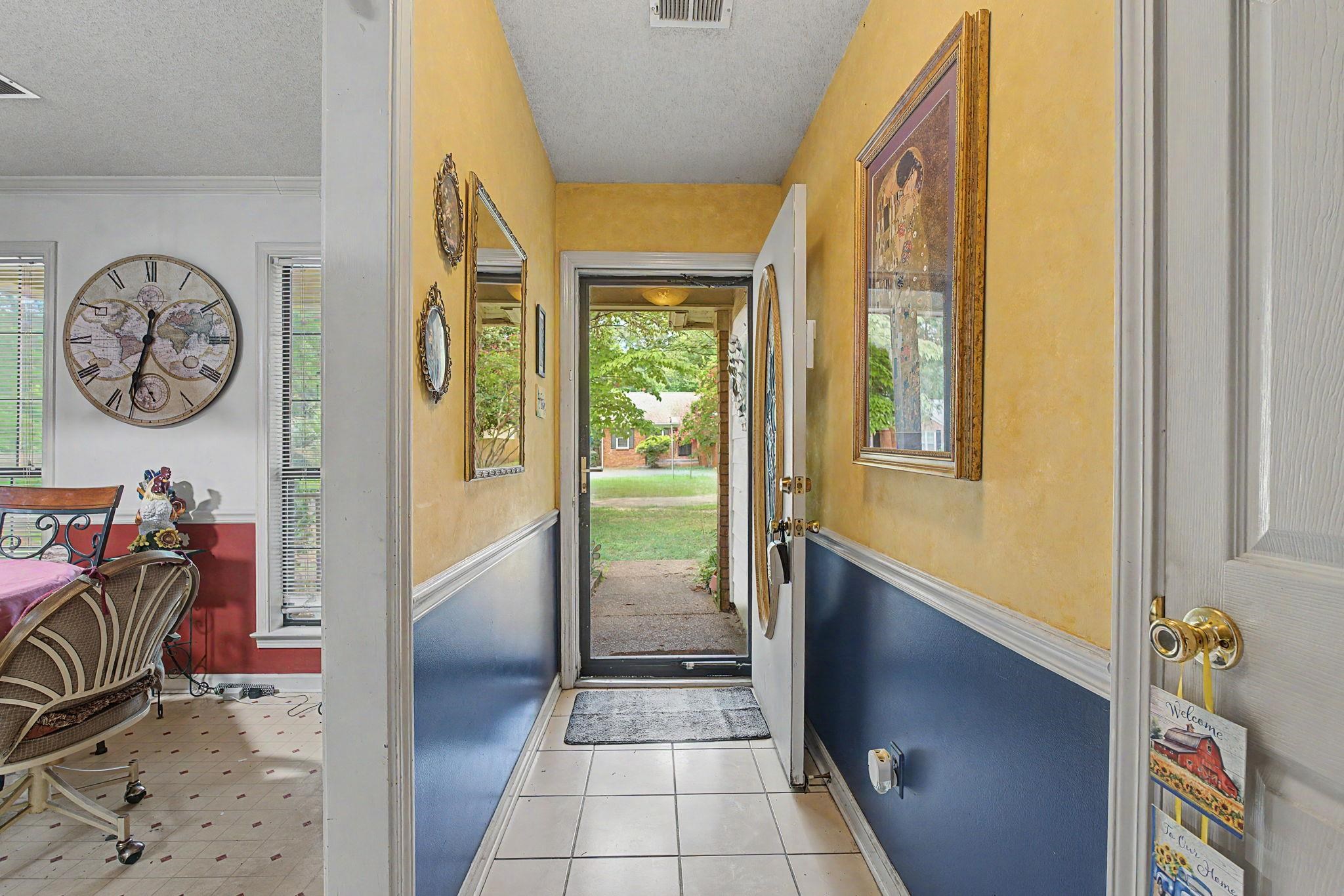 505 Vaughn Rd Property Photo 8