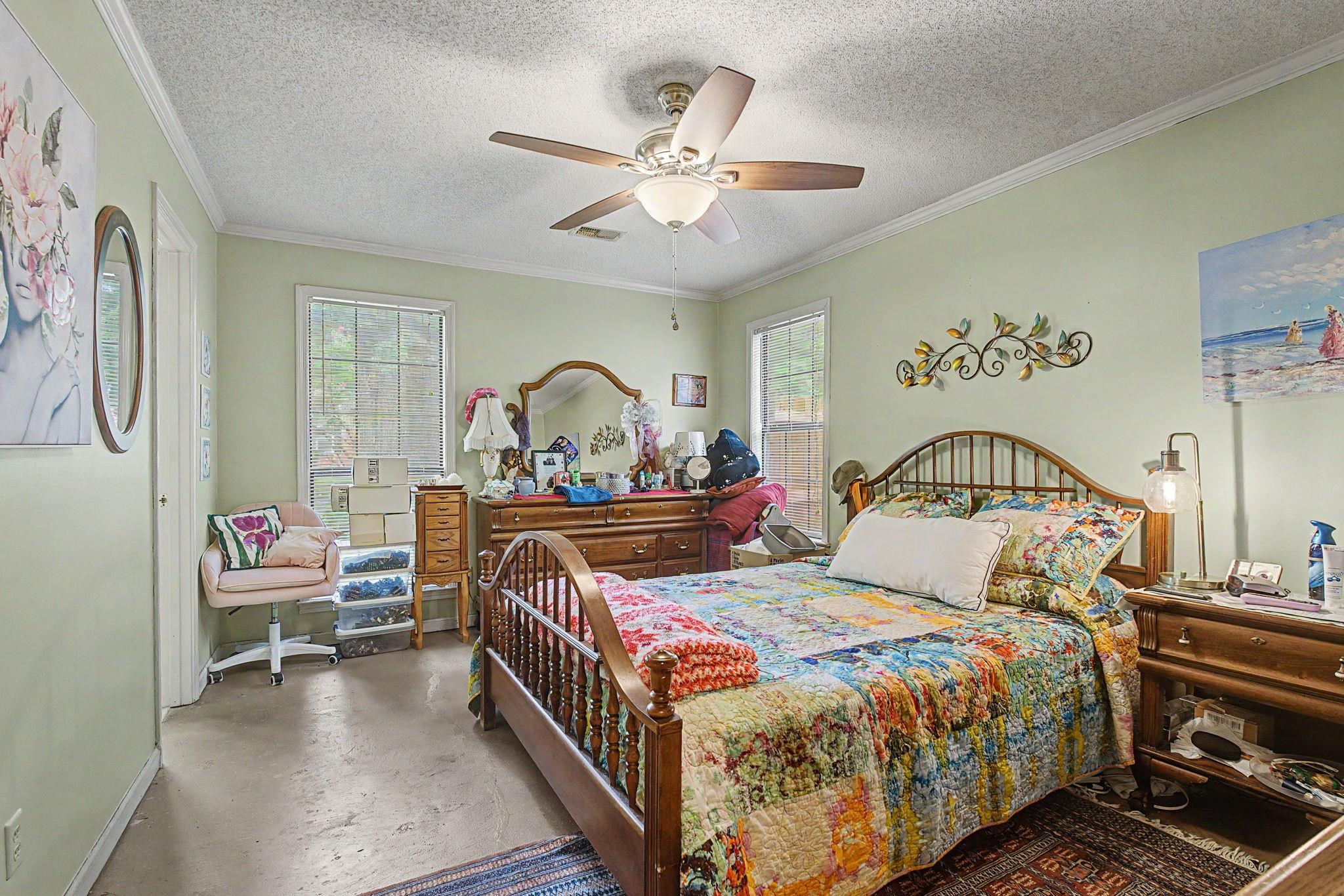 505 Vaughn Rd Property Photo 18