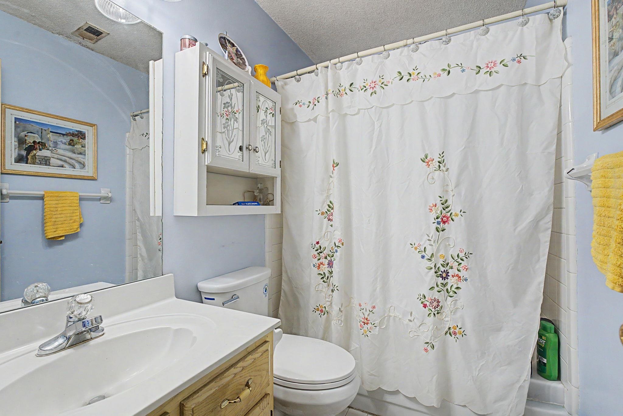 505 Vaughn Rd Property Photo 22