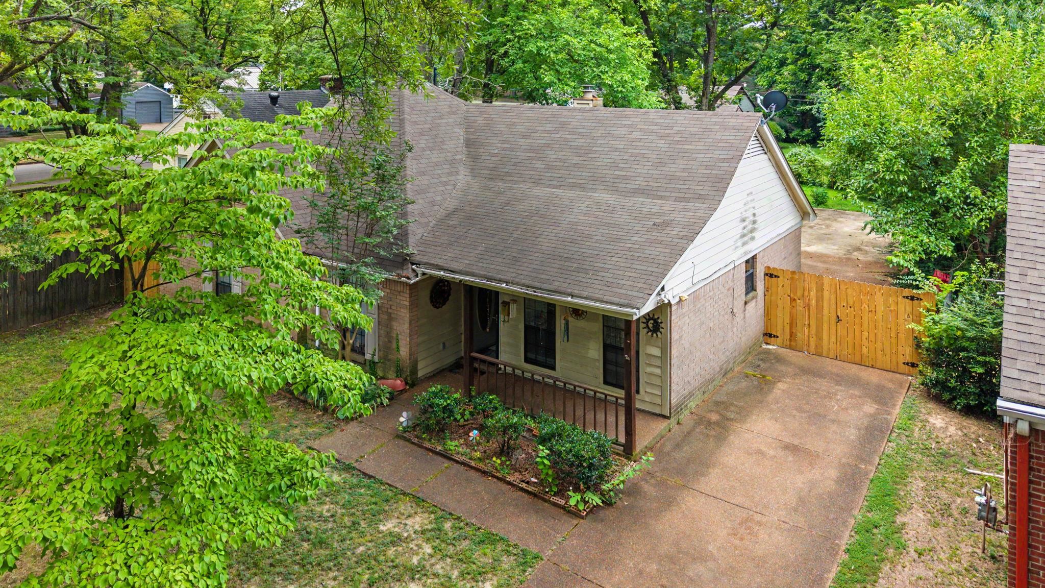 505 Vaughn Rd Property Photo 27