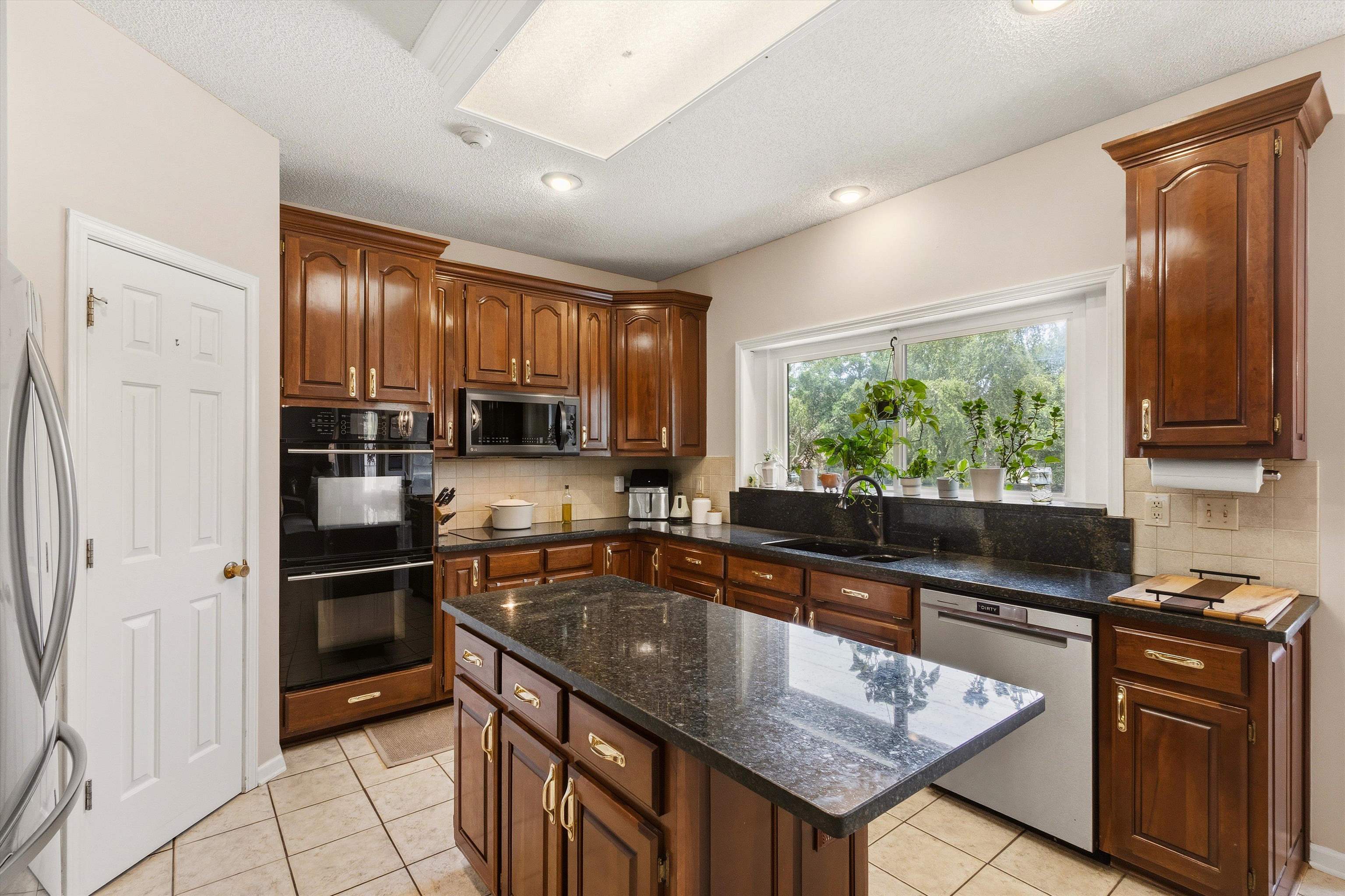 634 Brookmere Dr Property Photo 13